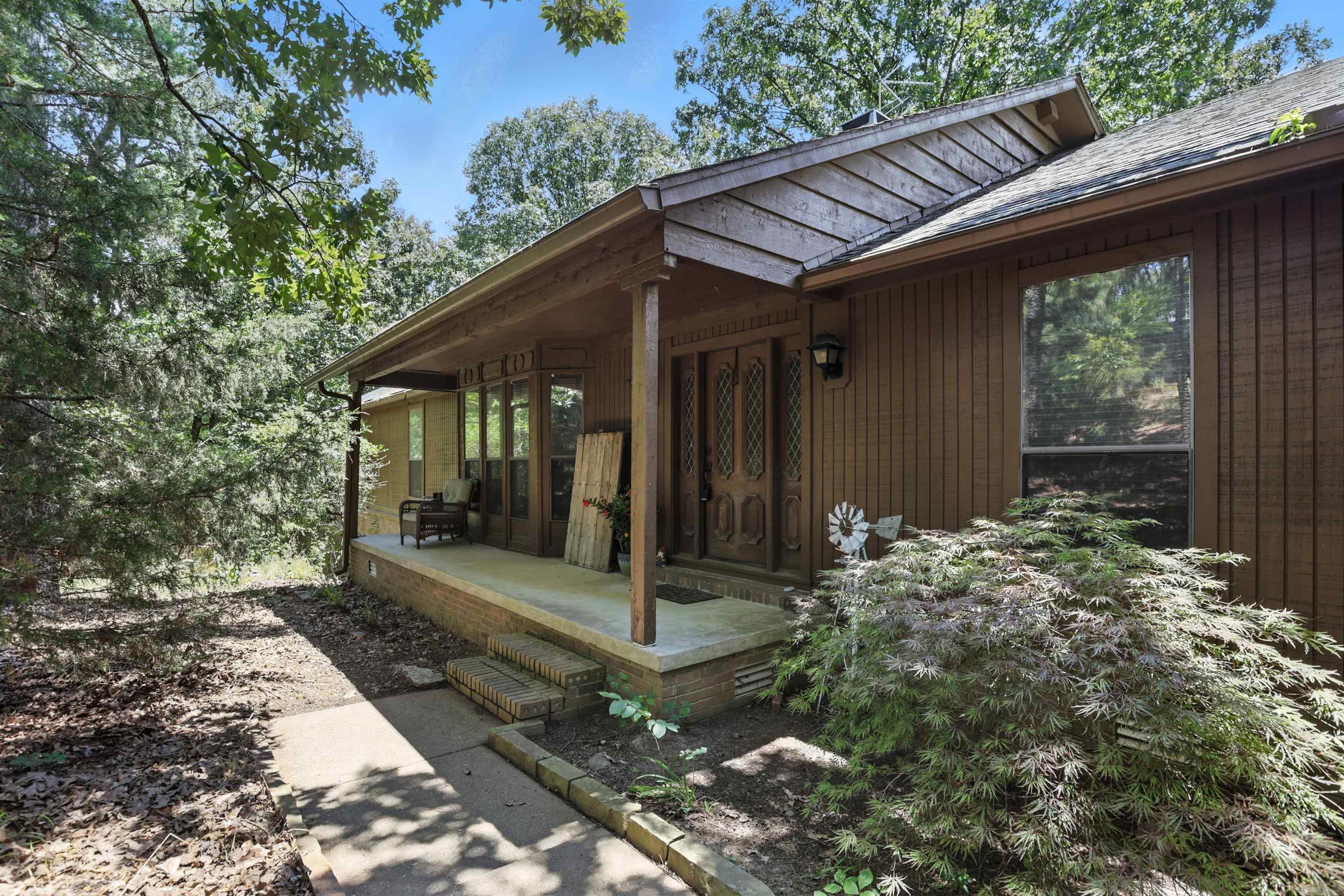 6307 Sunset Trail