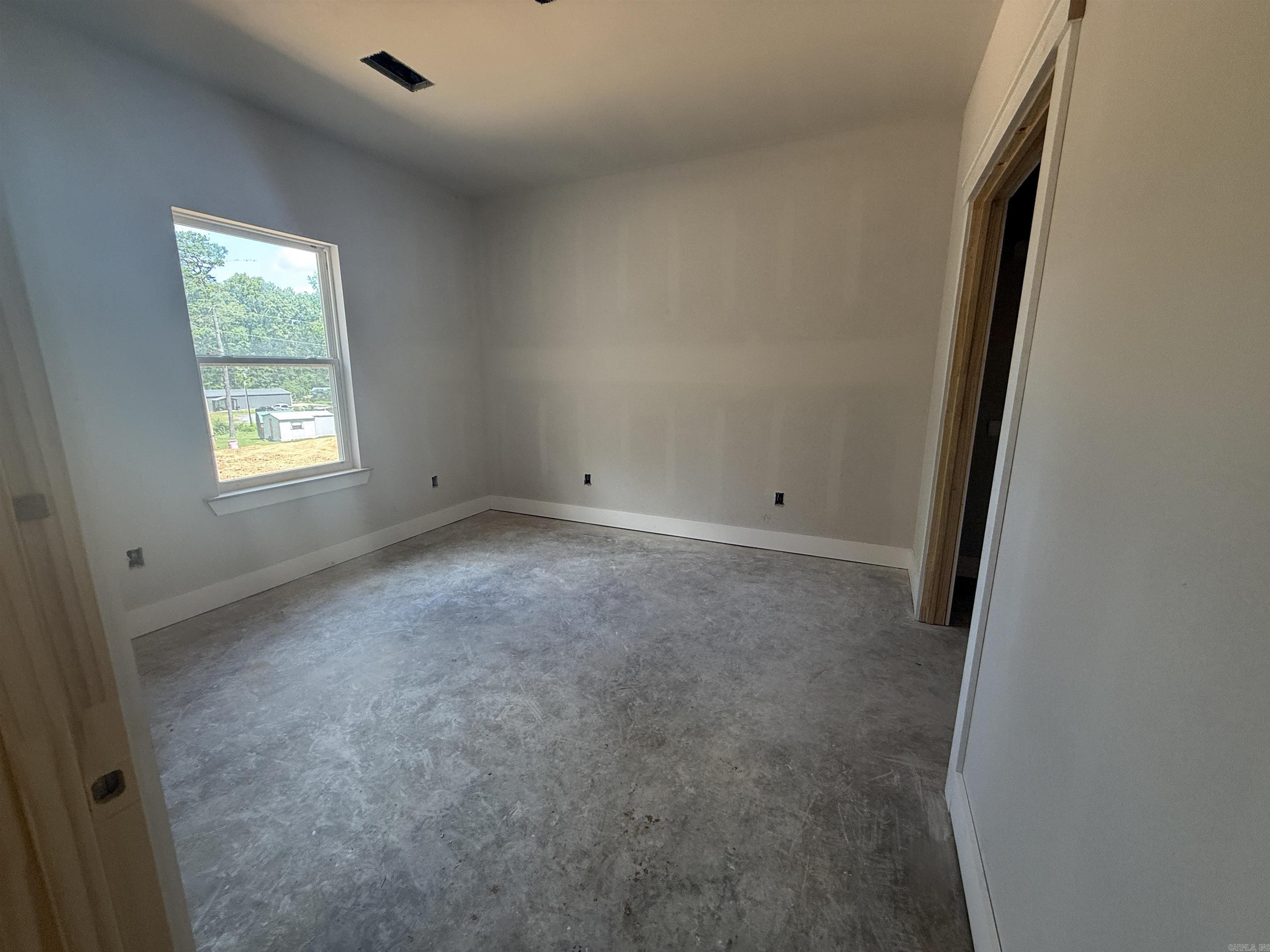 6960 Christine  Benton, AR