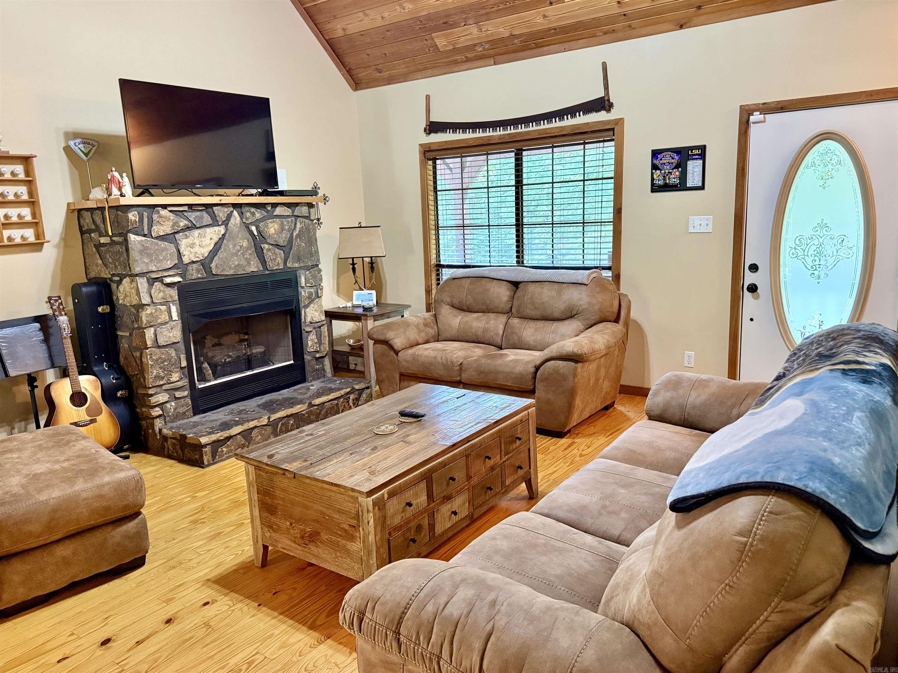 50 Jackson Ridge  Higden, AR