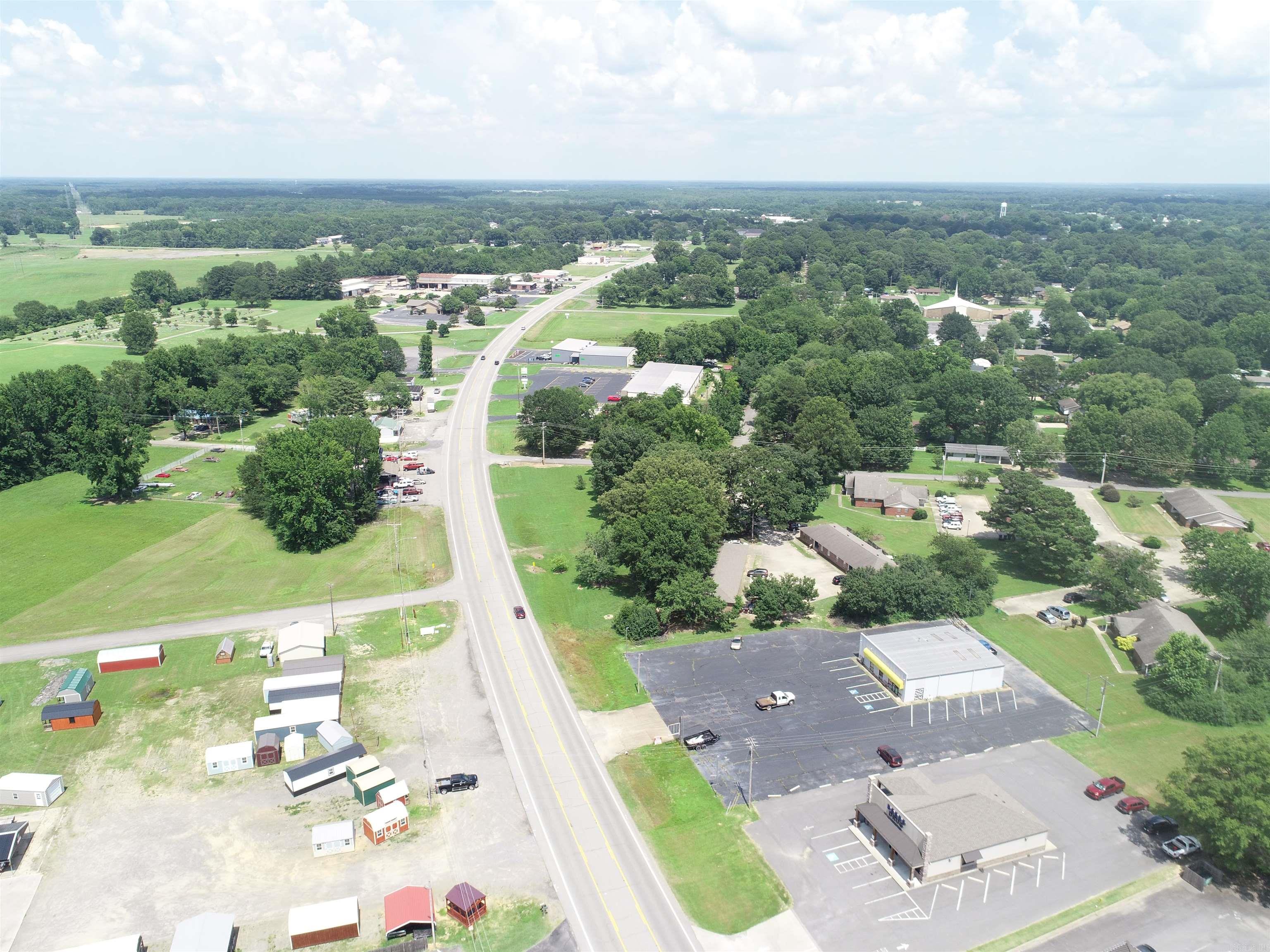 695 W Dewitt Henry  Beebe, AR