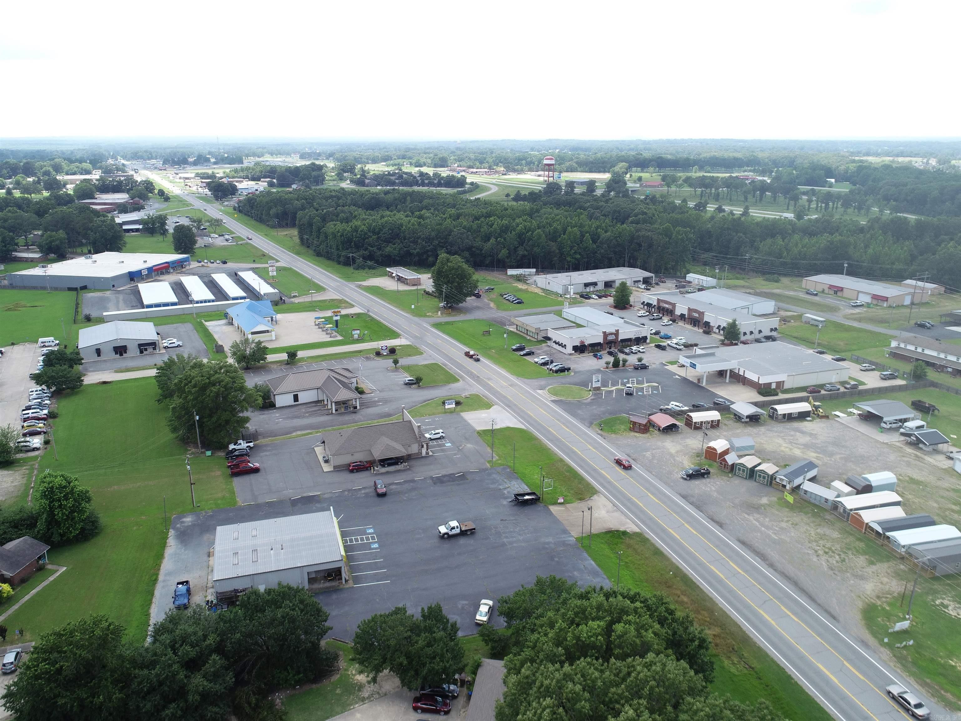 695 W Dewitt Henry  Beebe, AR