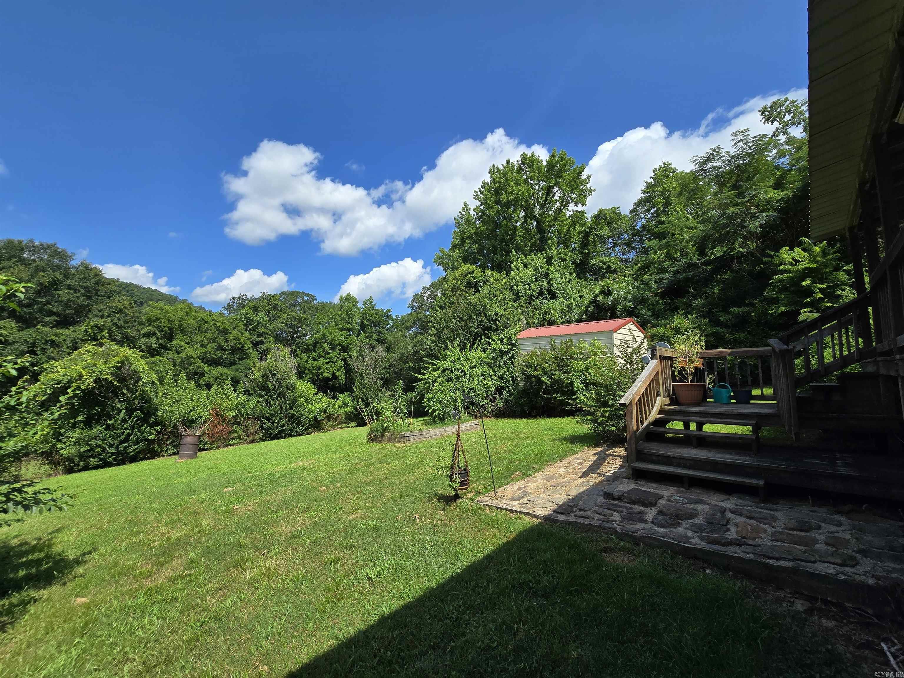 102 McKinney  Shirley, AR