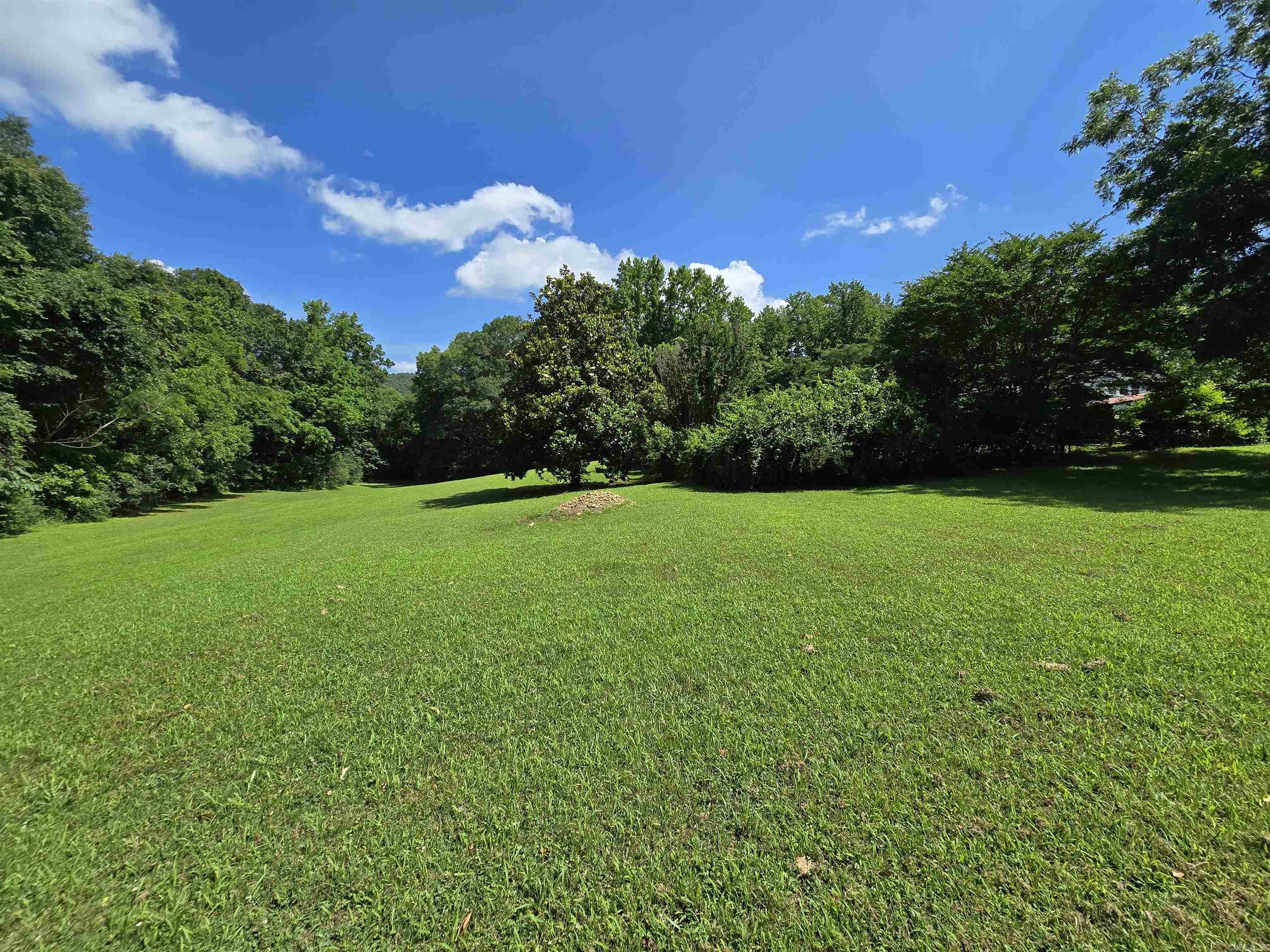 102 McKinney  Shirley, AR
