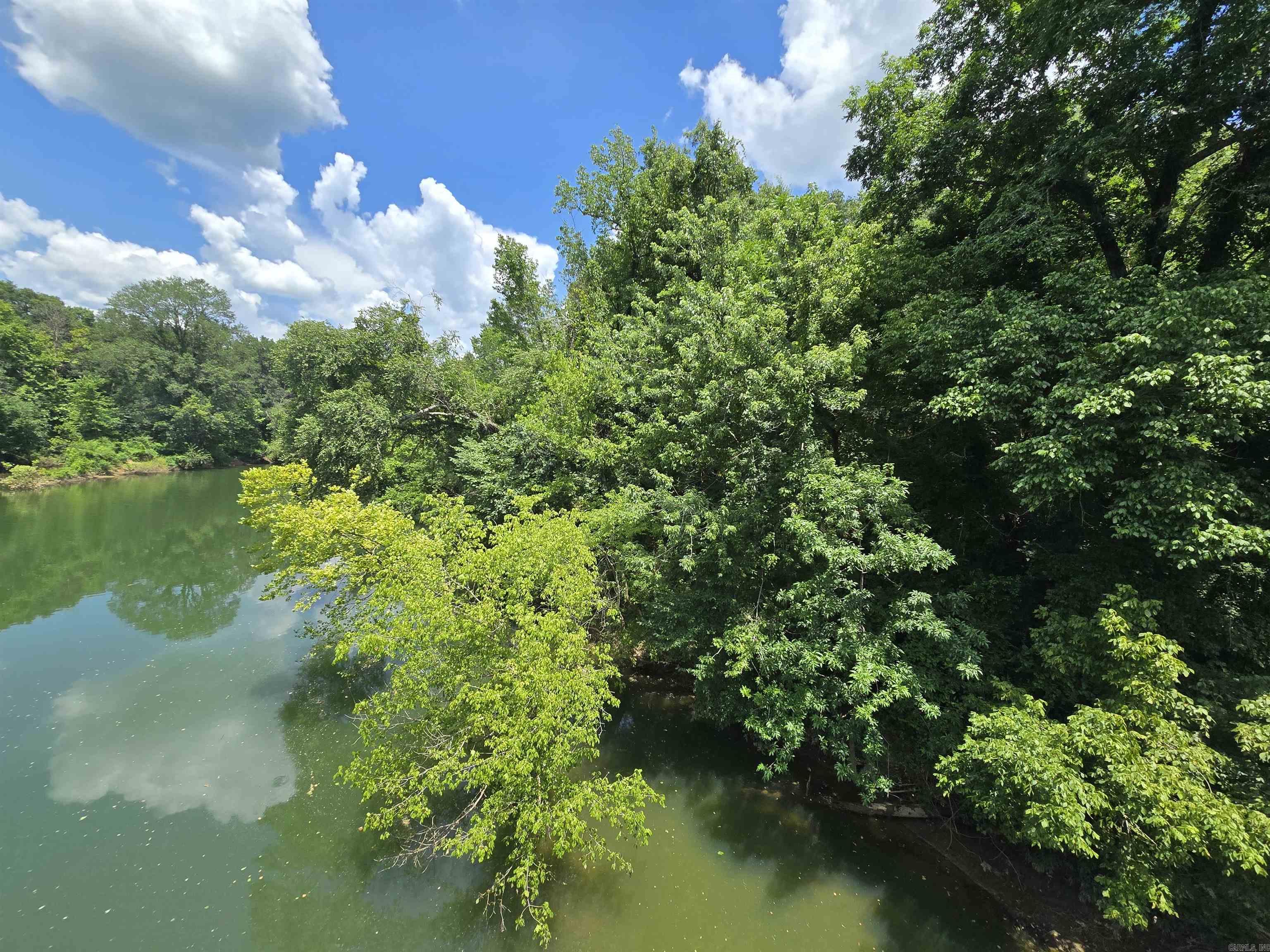 102 McKinney  Shirley, AR