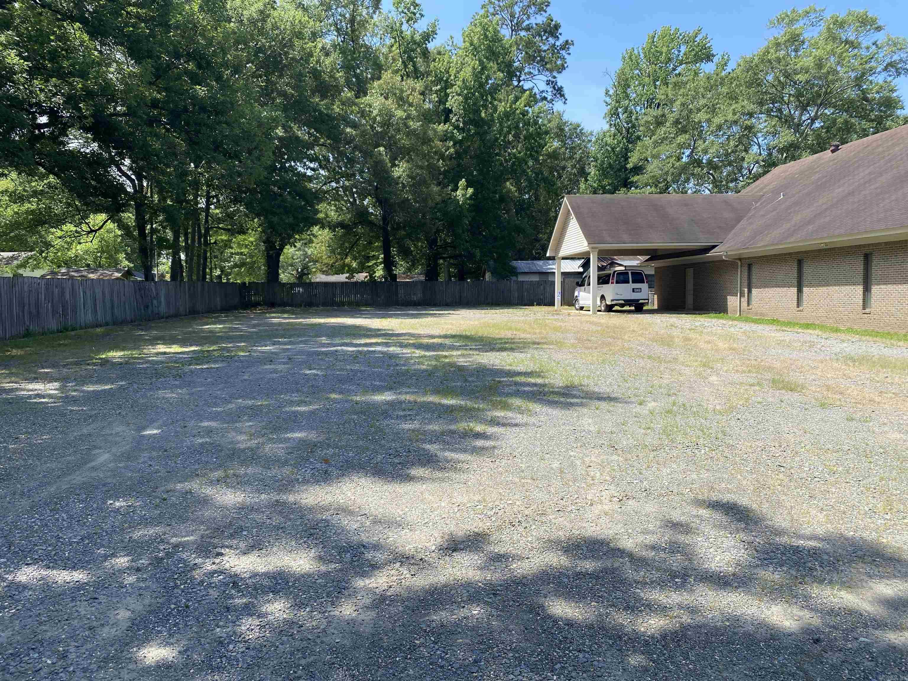 221 W Pierce St 206 Pleasant Ln Crossett, AR