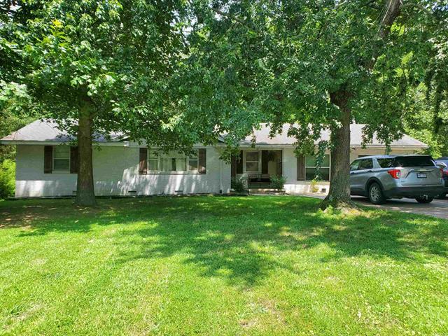 592 S 12th  Piggott, AR