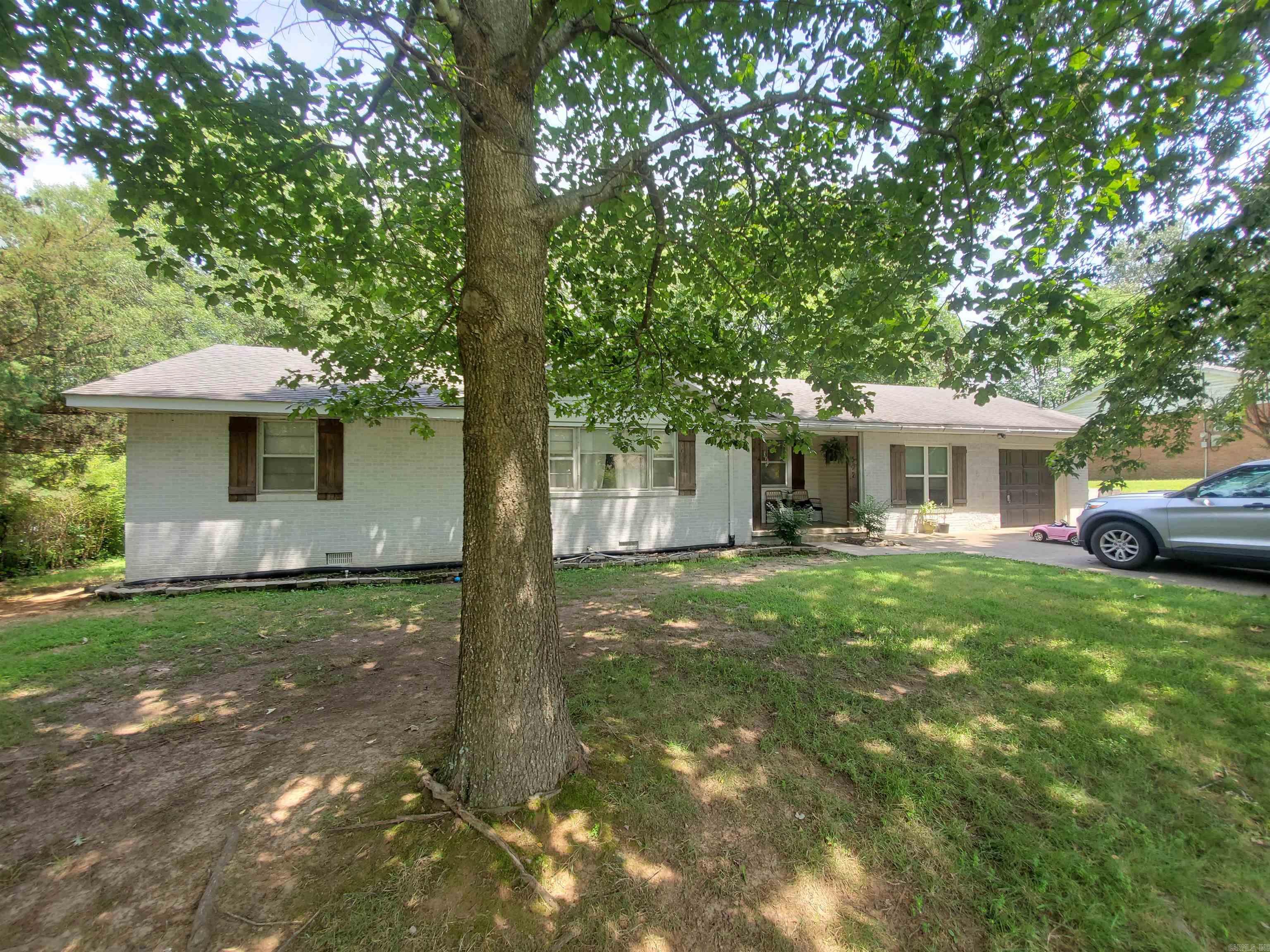 592 S 12th  Piggott, AR