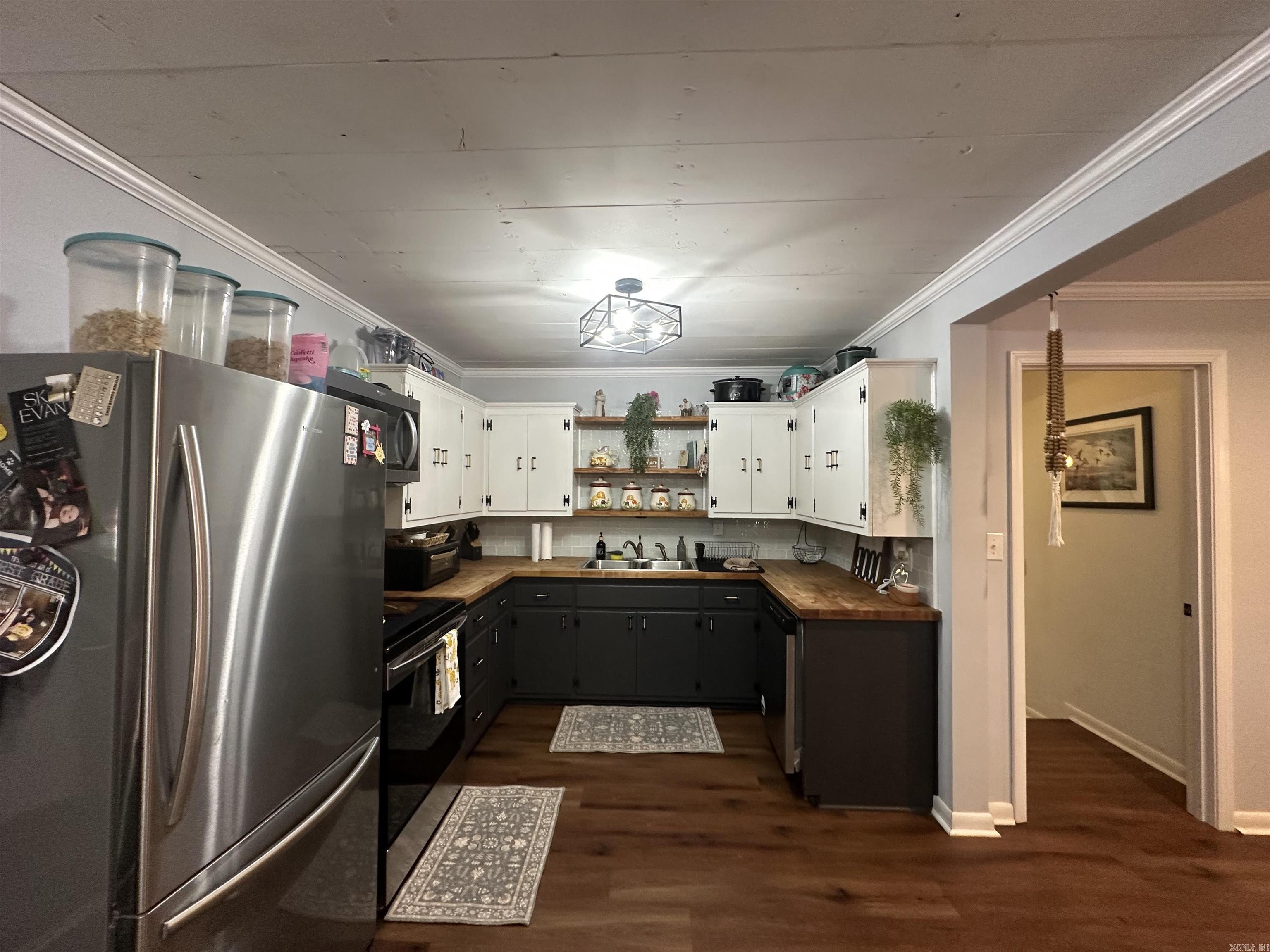 592 S 12th  Piggott, AR