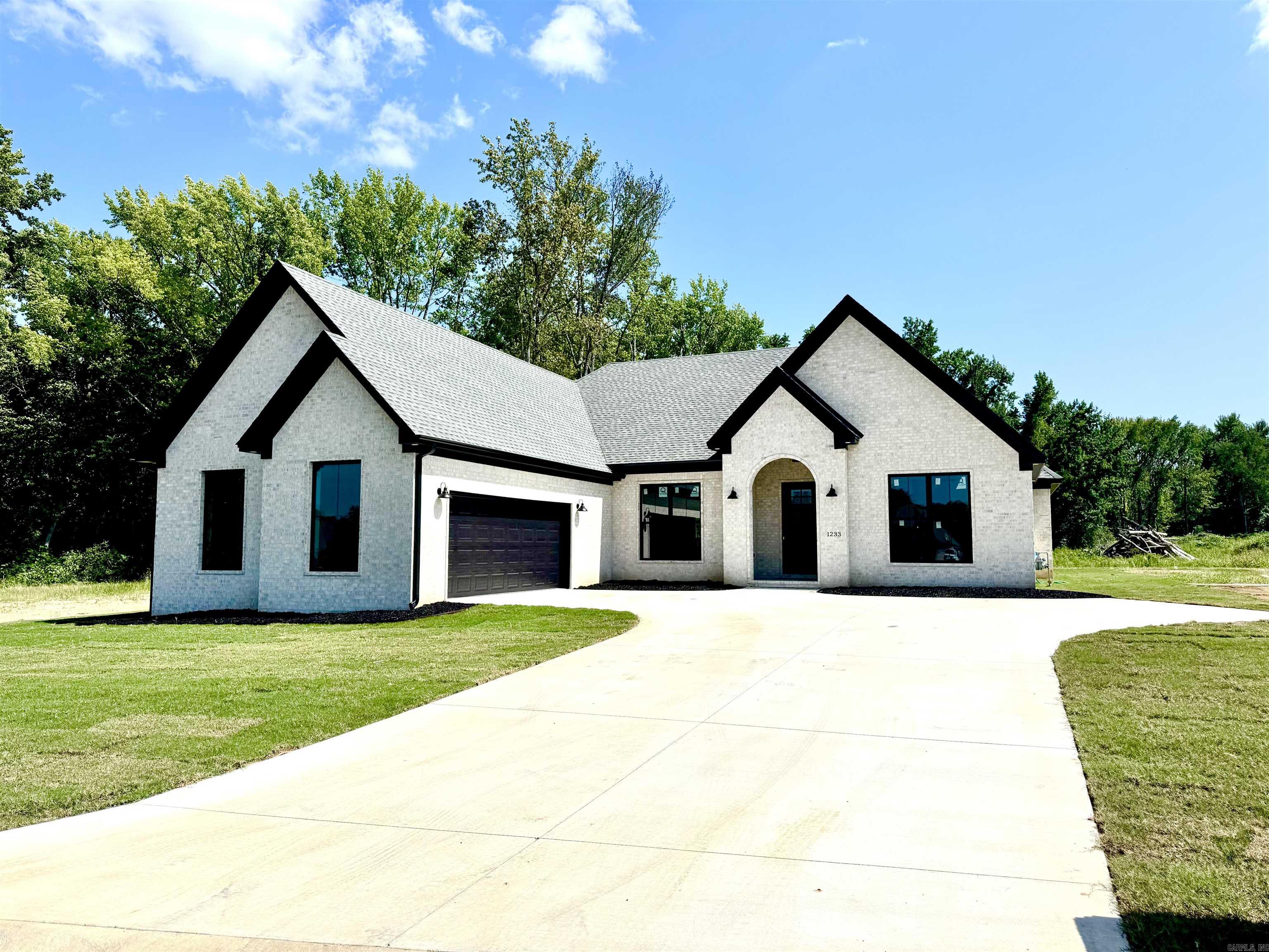 1233 Fern Court