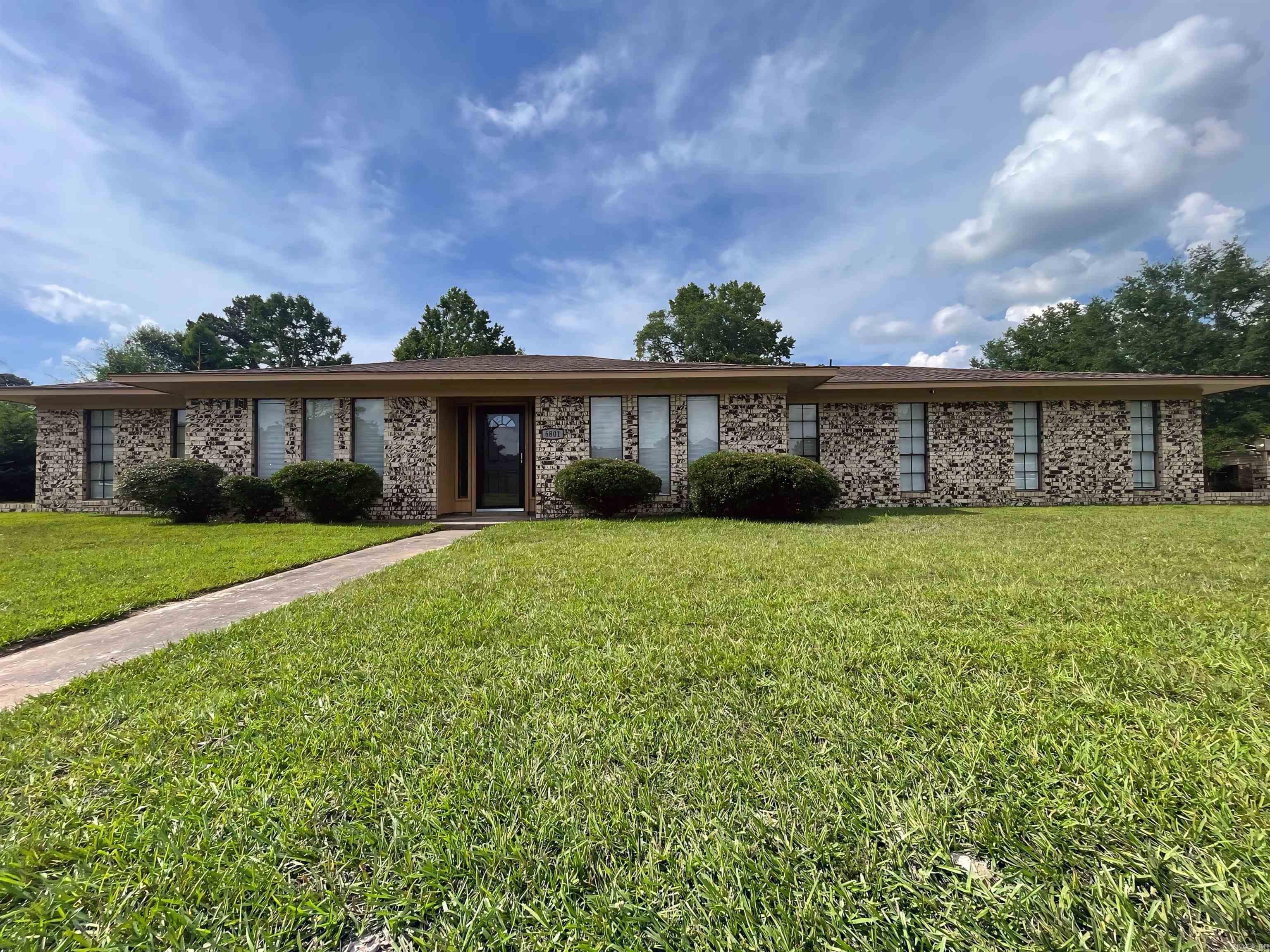 6801 Ozark  Pine Bluff, AR