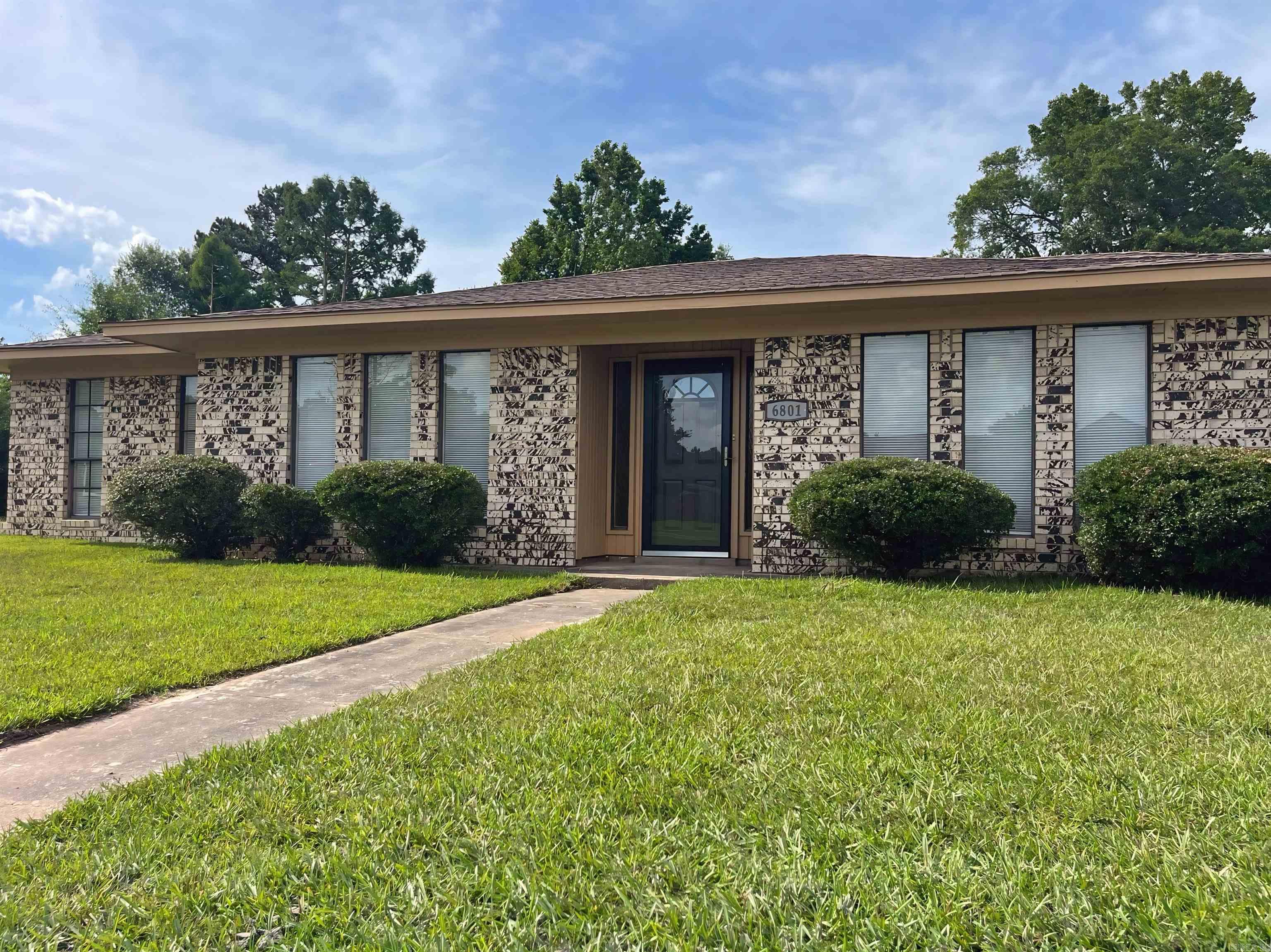 6801 Ozark  Pine Bluff, AR