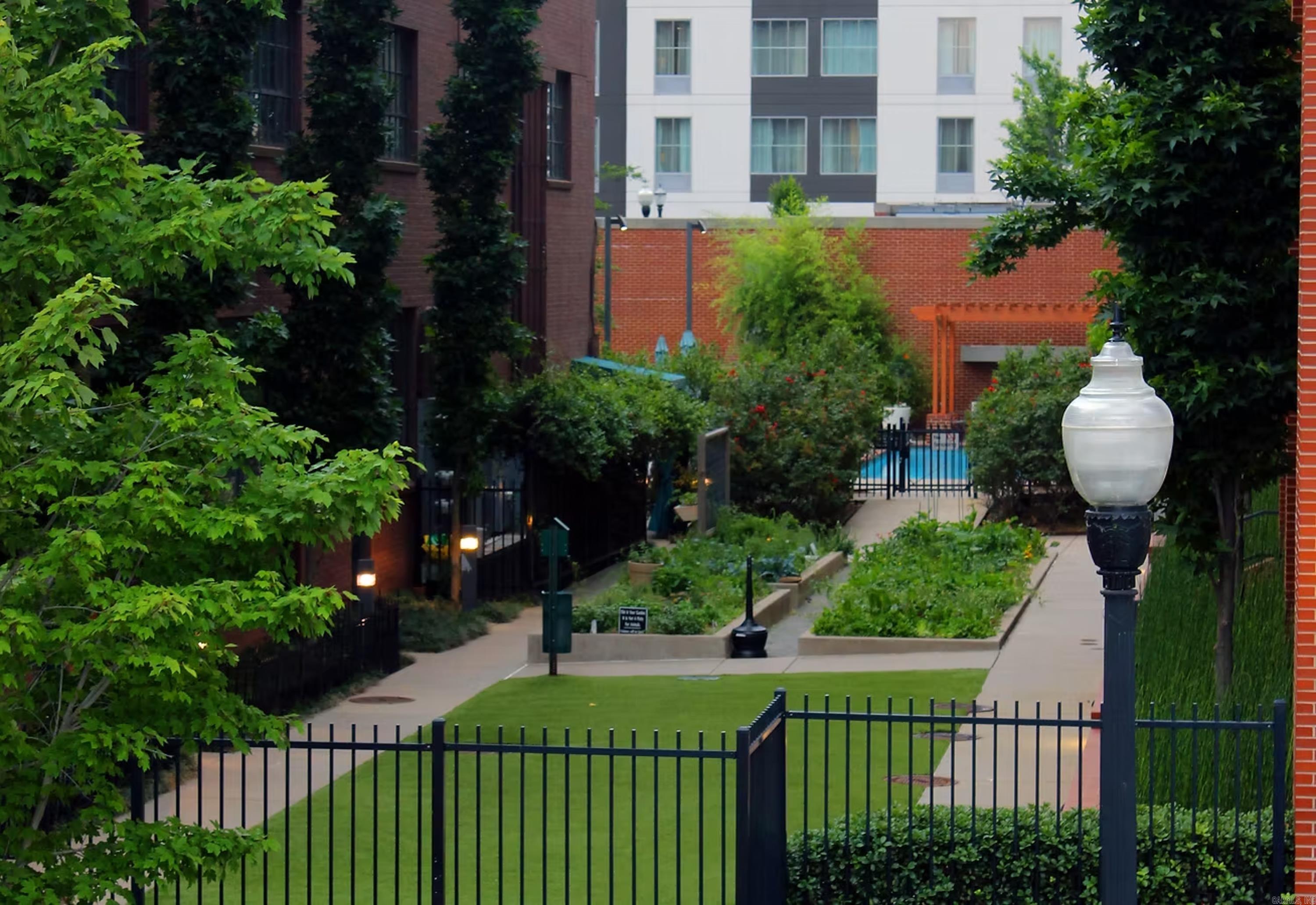 423 E 3Rd St Courtyard 5  Little Rock, AR