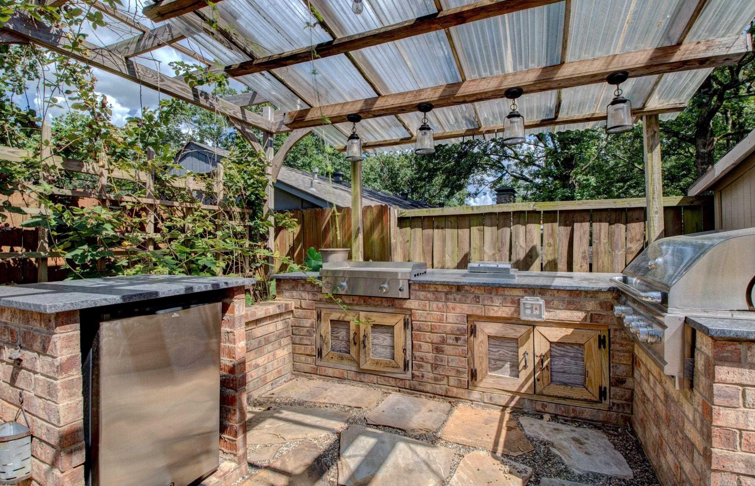 2704 Wentwood Valley  Little Rock, AR