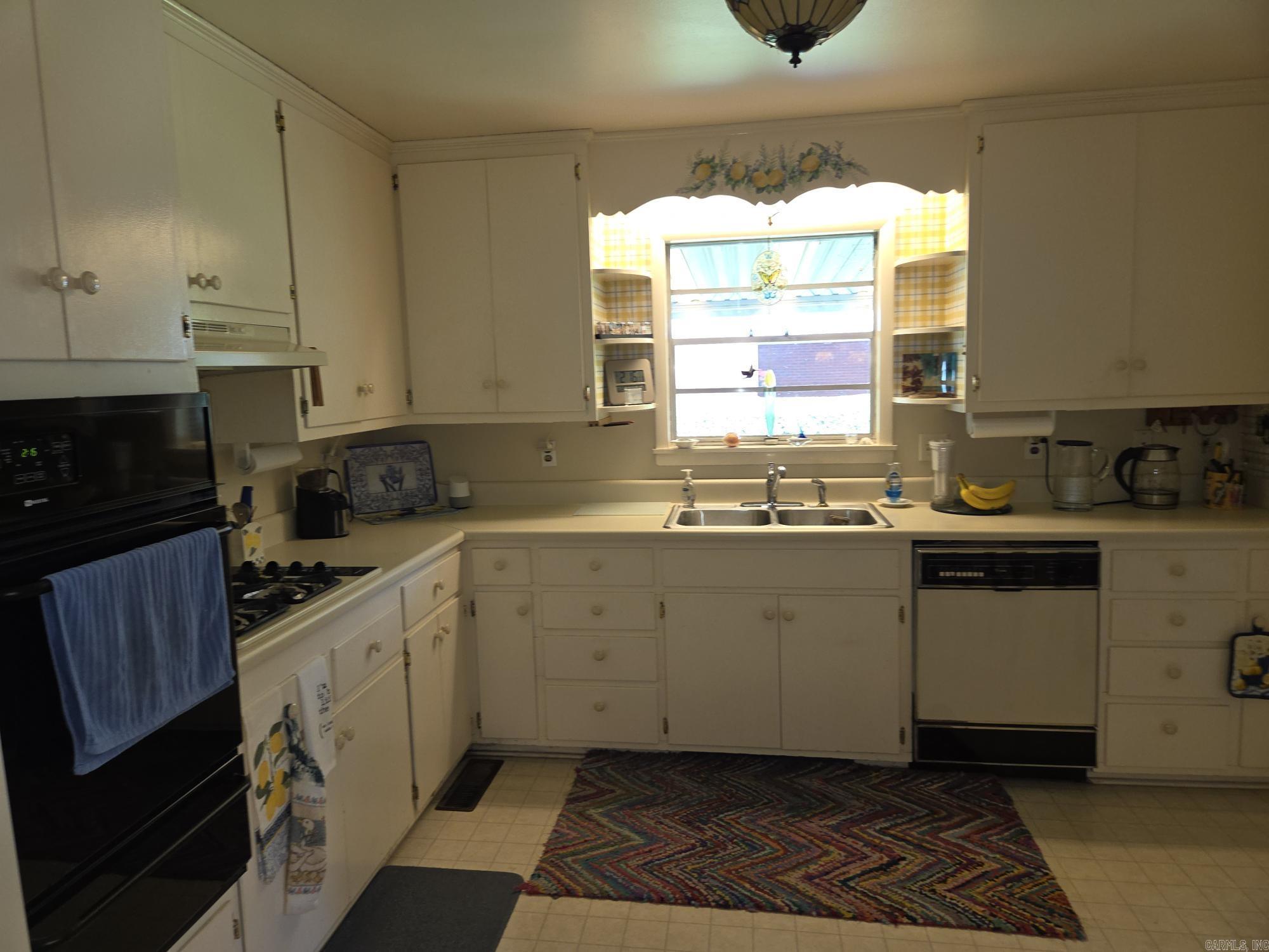 114 W Steward  Searcy, AR