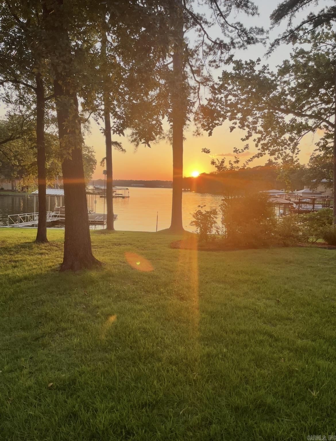 338 Sunset Bay Road Hot Springs, AR 71913