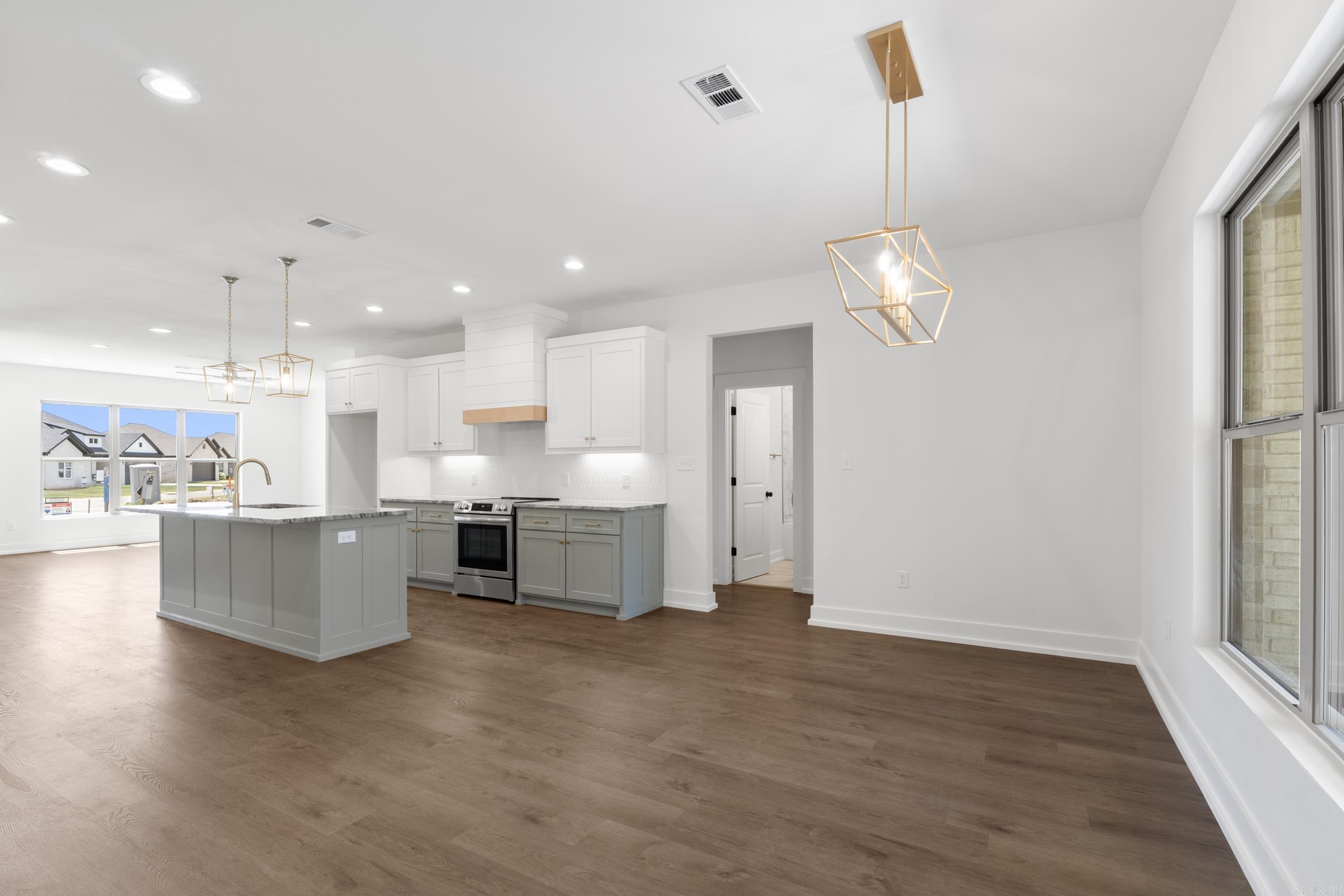 11 Morning Sun  Greenbrier, AR