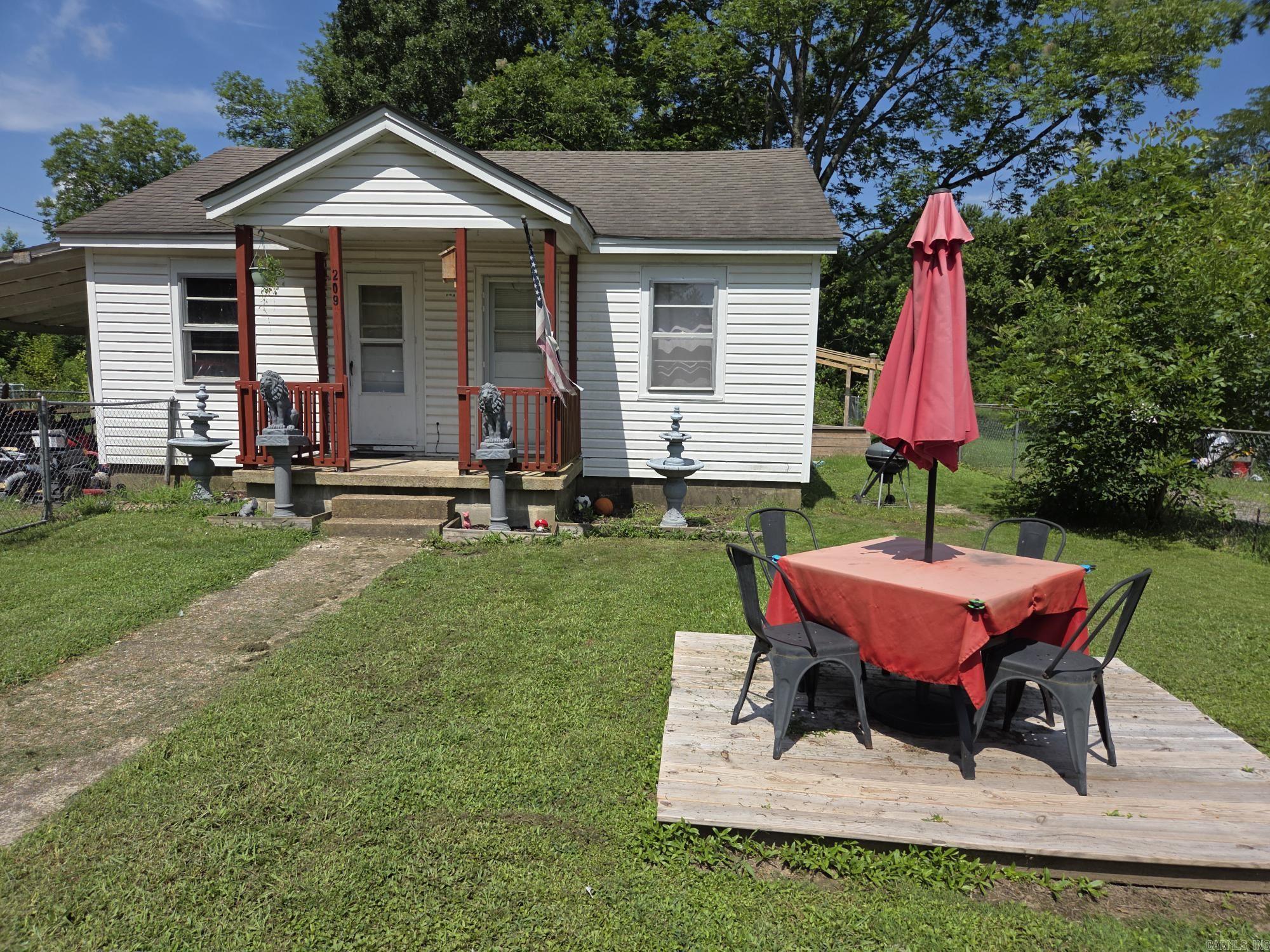 209 S Depot Main  Judsonia, AR