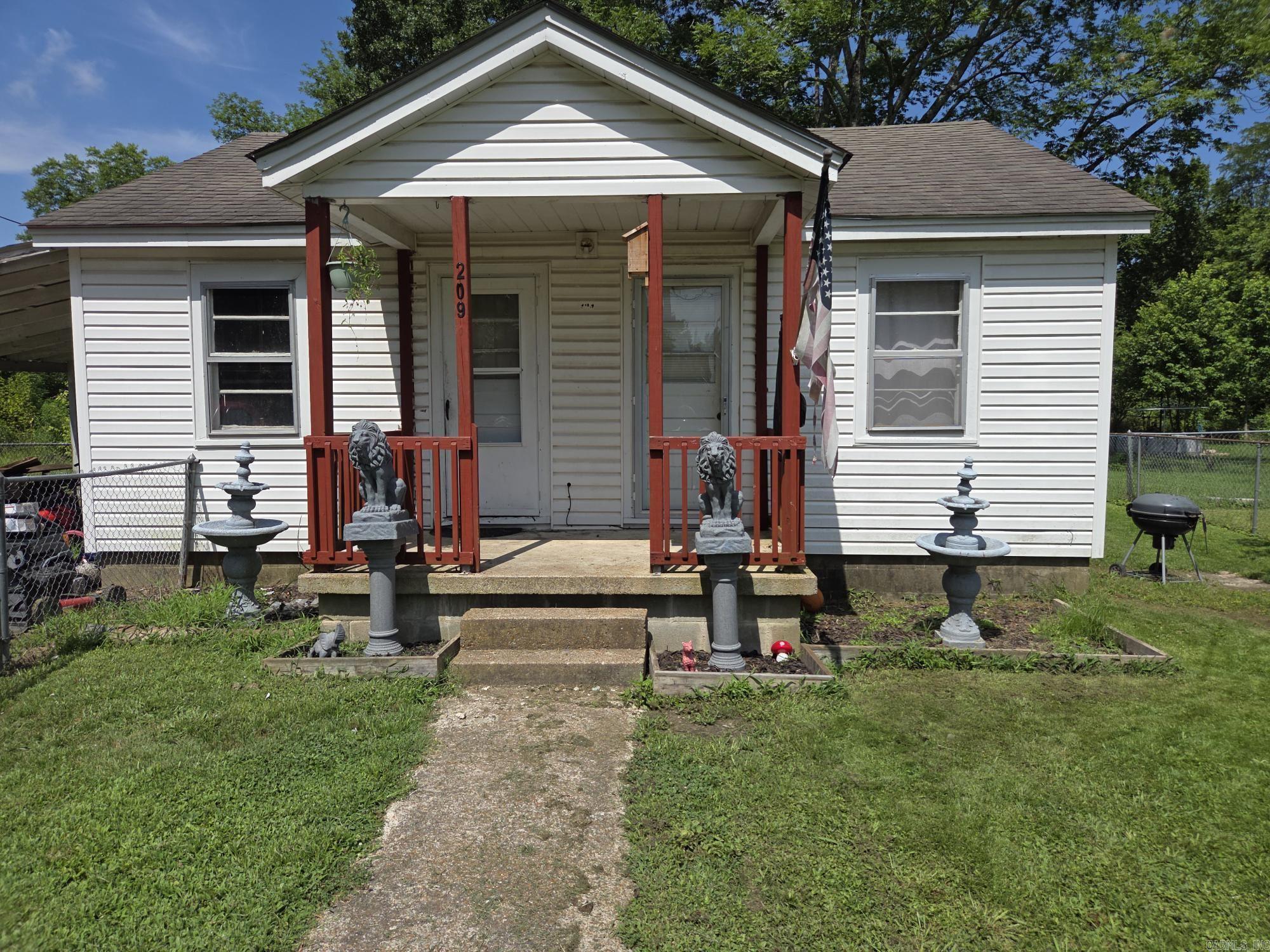 209 S Depot Main  Judsonia, AR