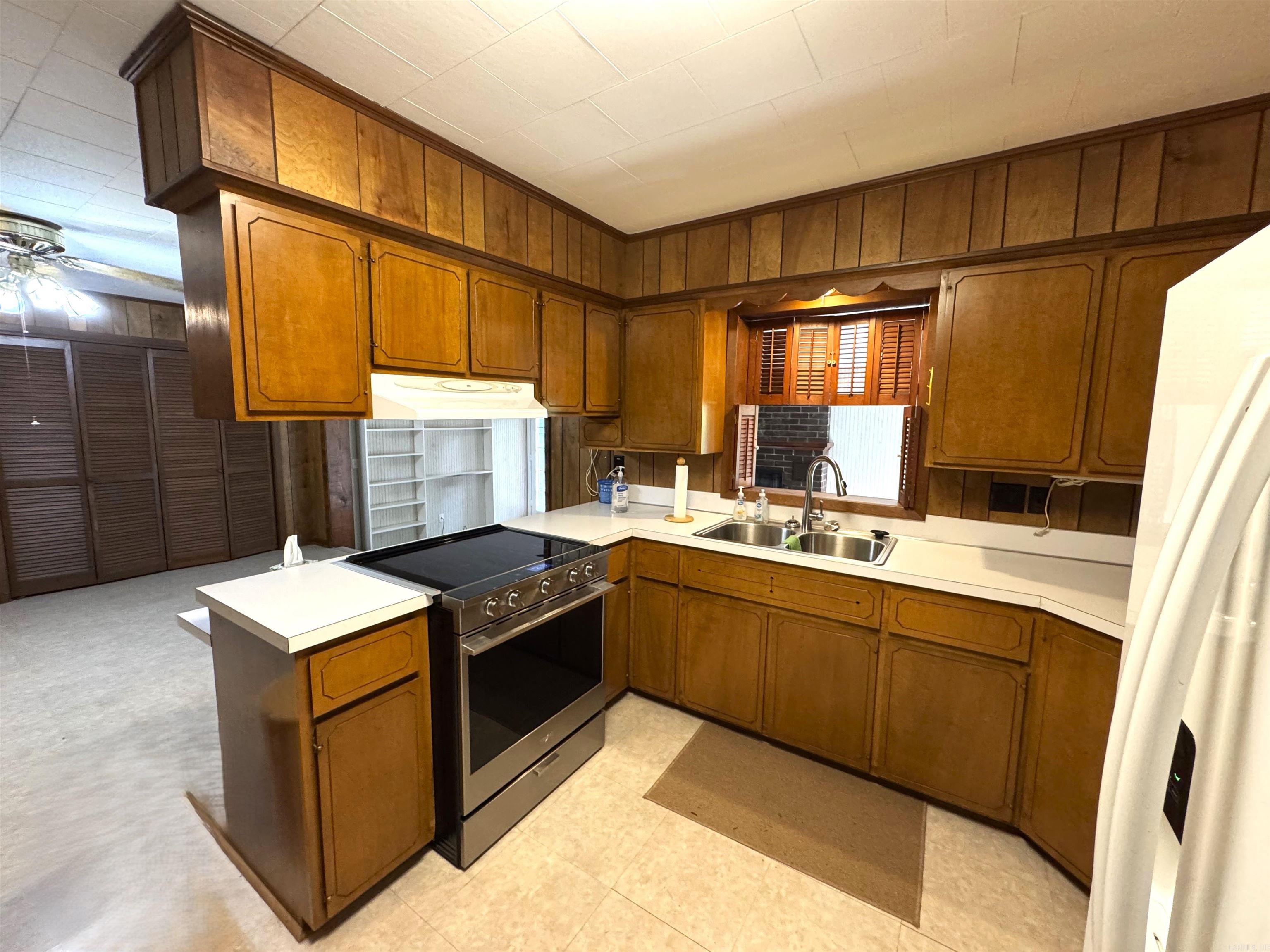 937 Homecrest  Piggott, AR