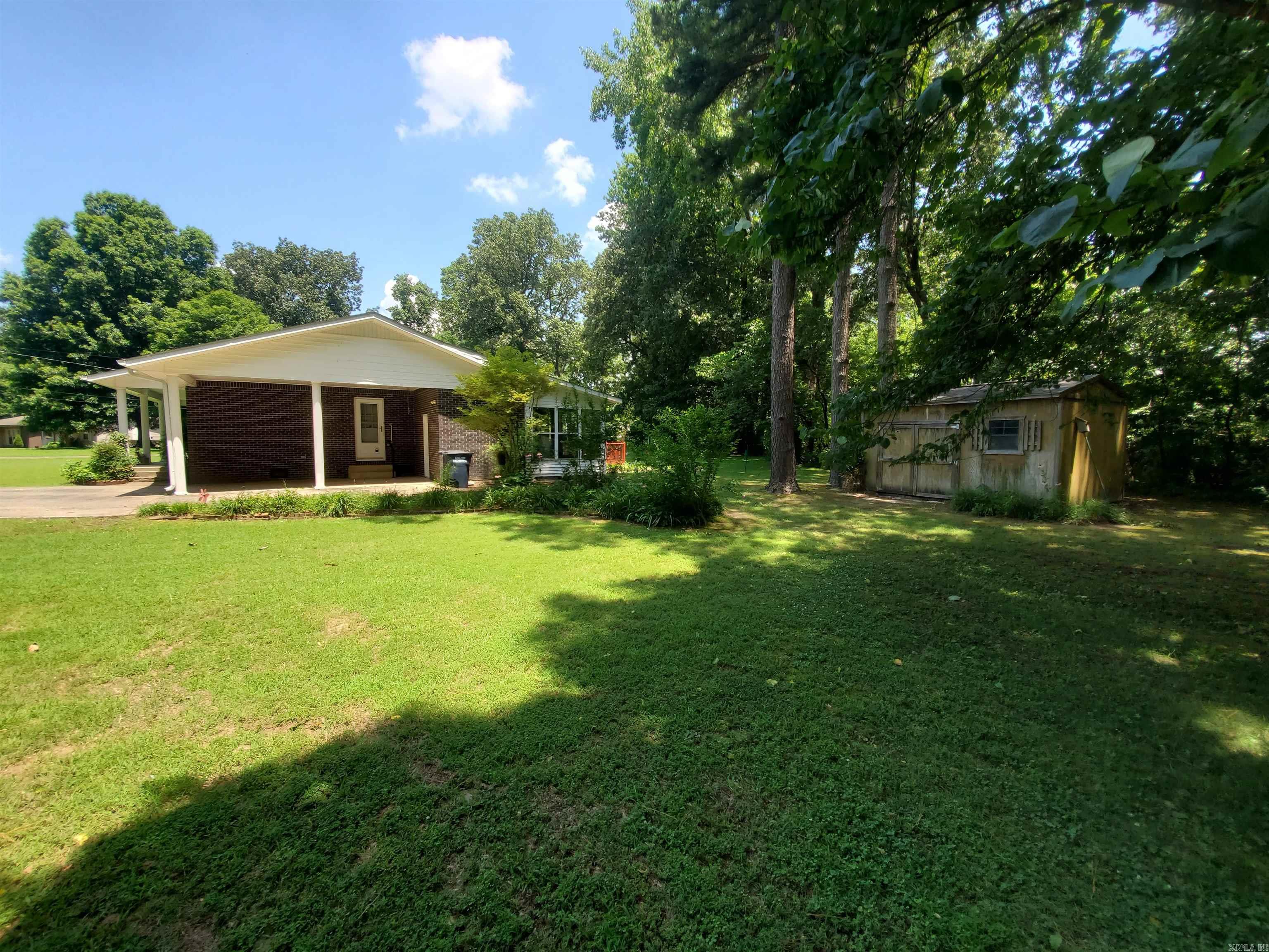 937 Homecrest  Piggott, AR