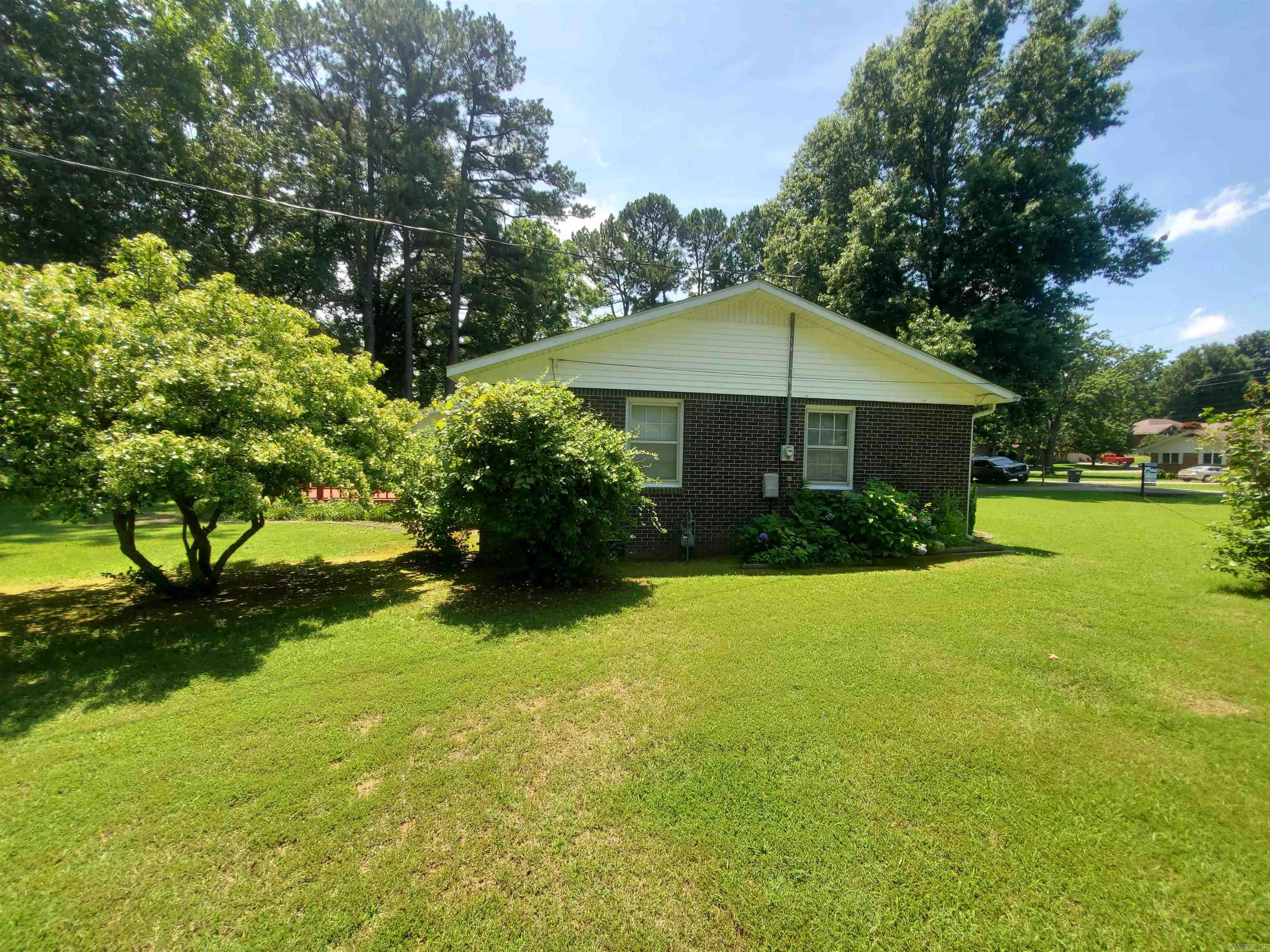 937 Homecrest  Piggott, AR