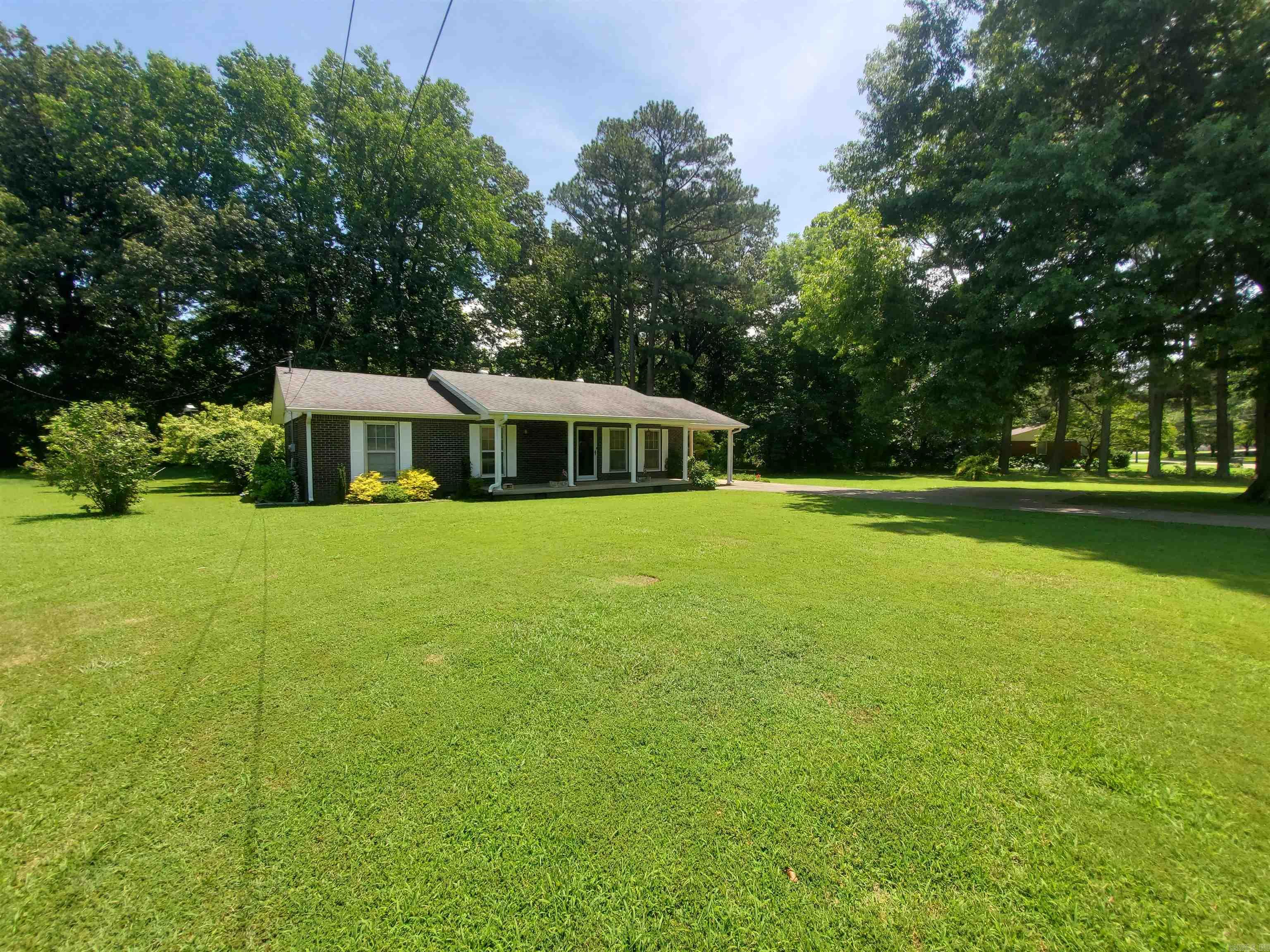 937 Homecrest  Piggott, AR