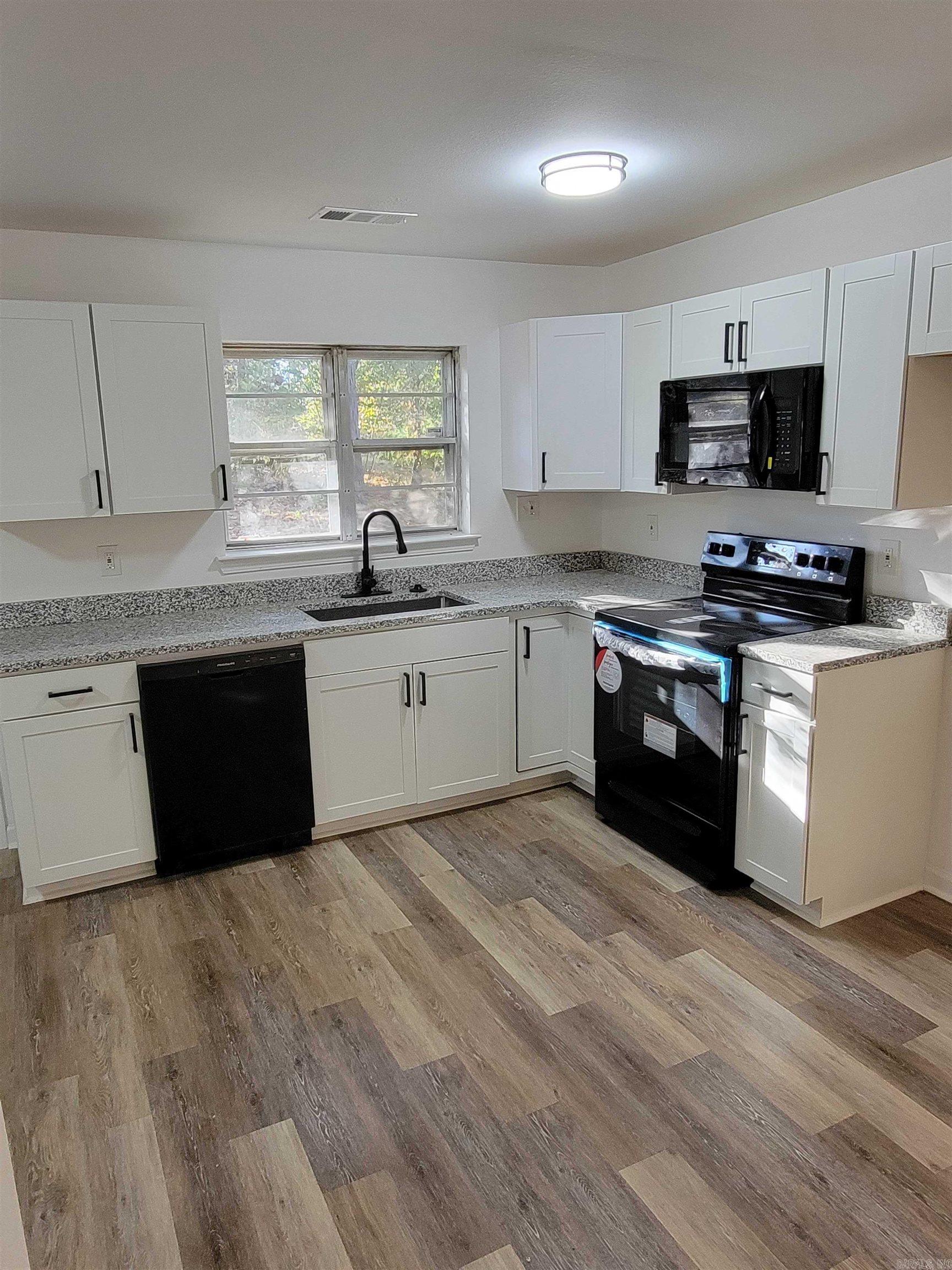 7901 Forest  North Little Rock, AR