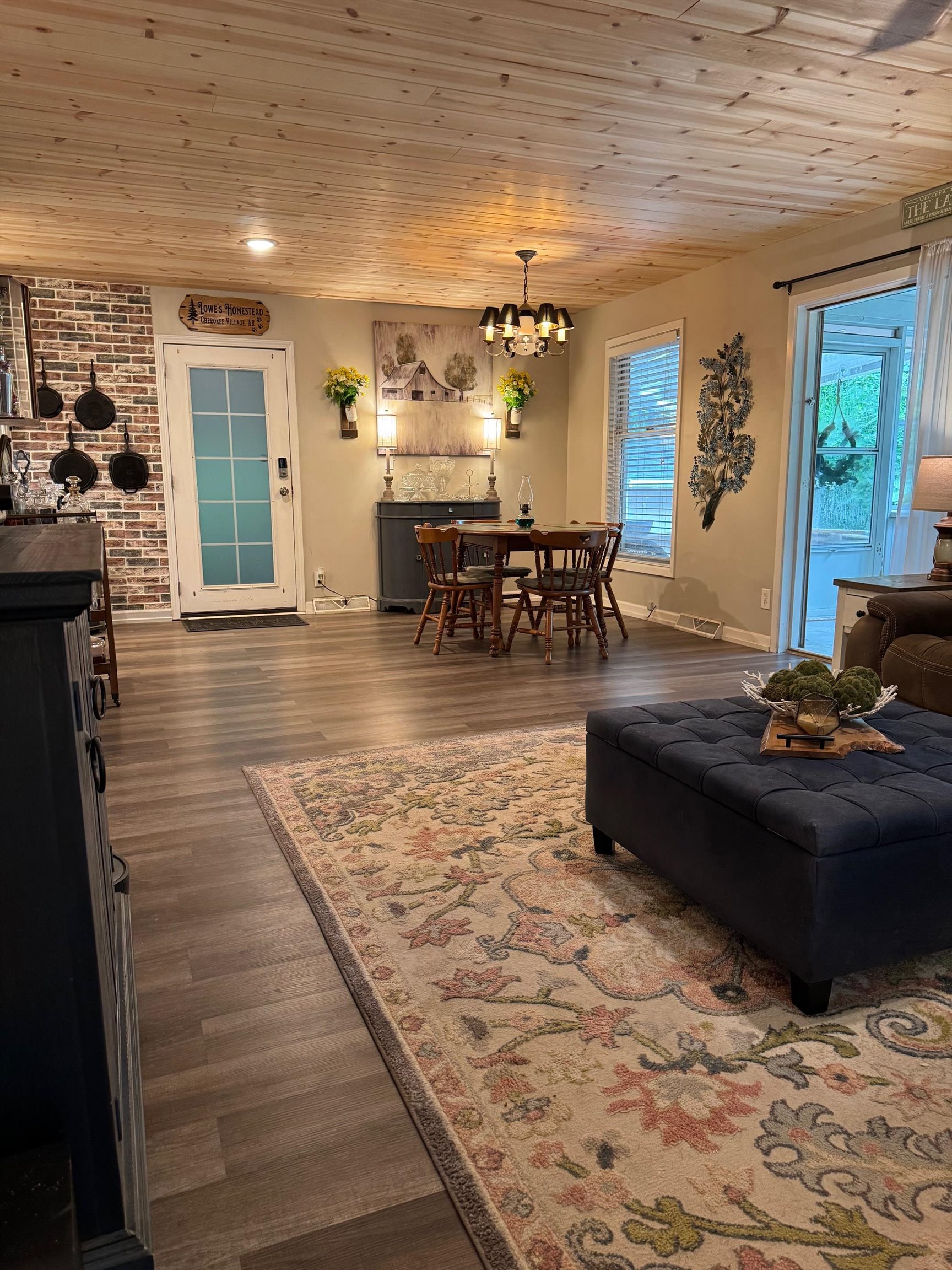16 War Eagle  Cherokee Village, AR