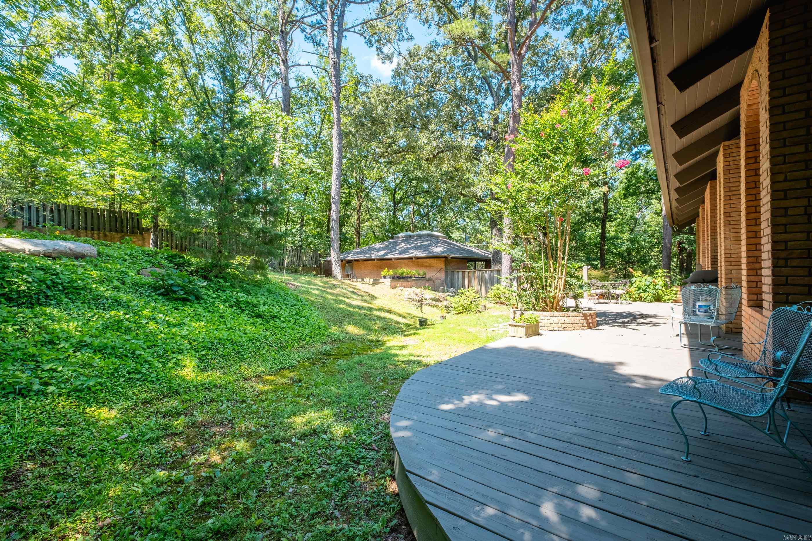 8101 Barrett  Roland, AR
