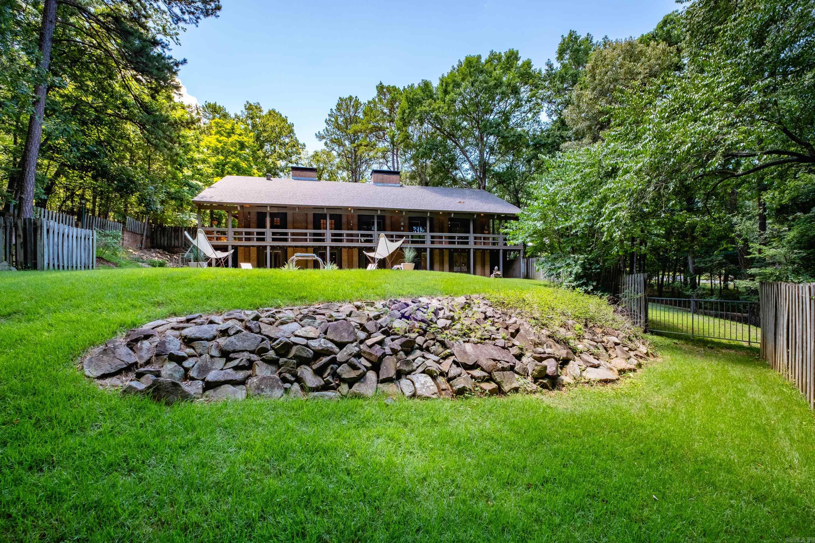 8101 Barrett  Roland, AR