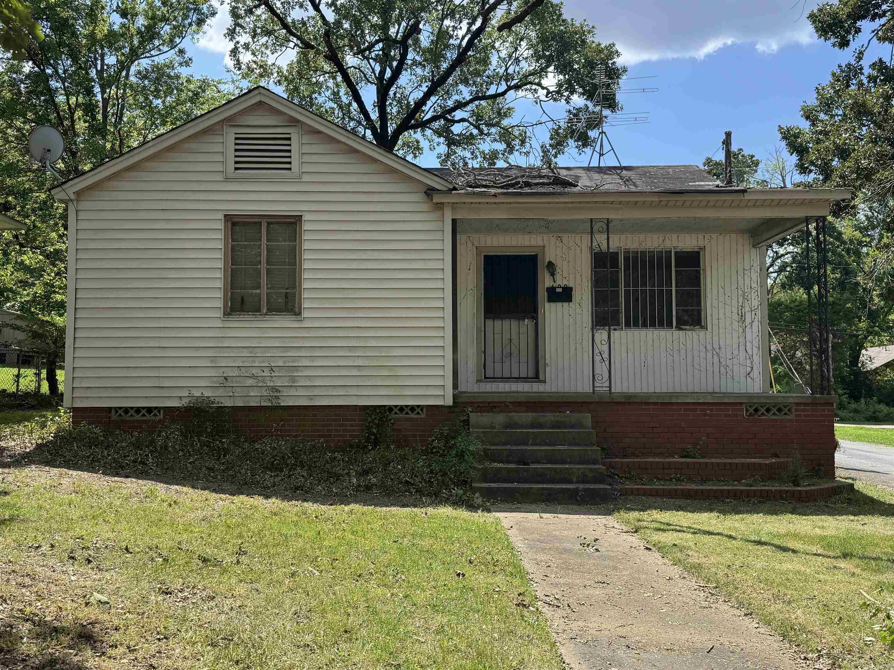 600 S Maple  Little Rock, AR