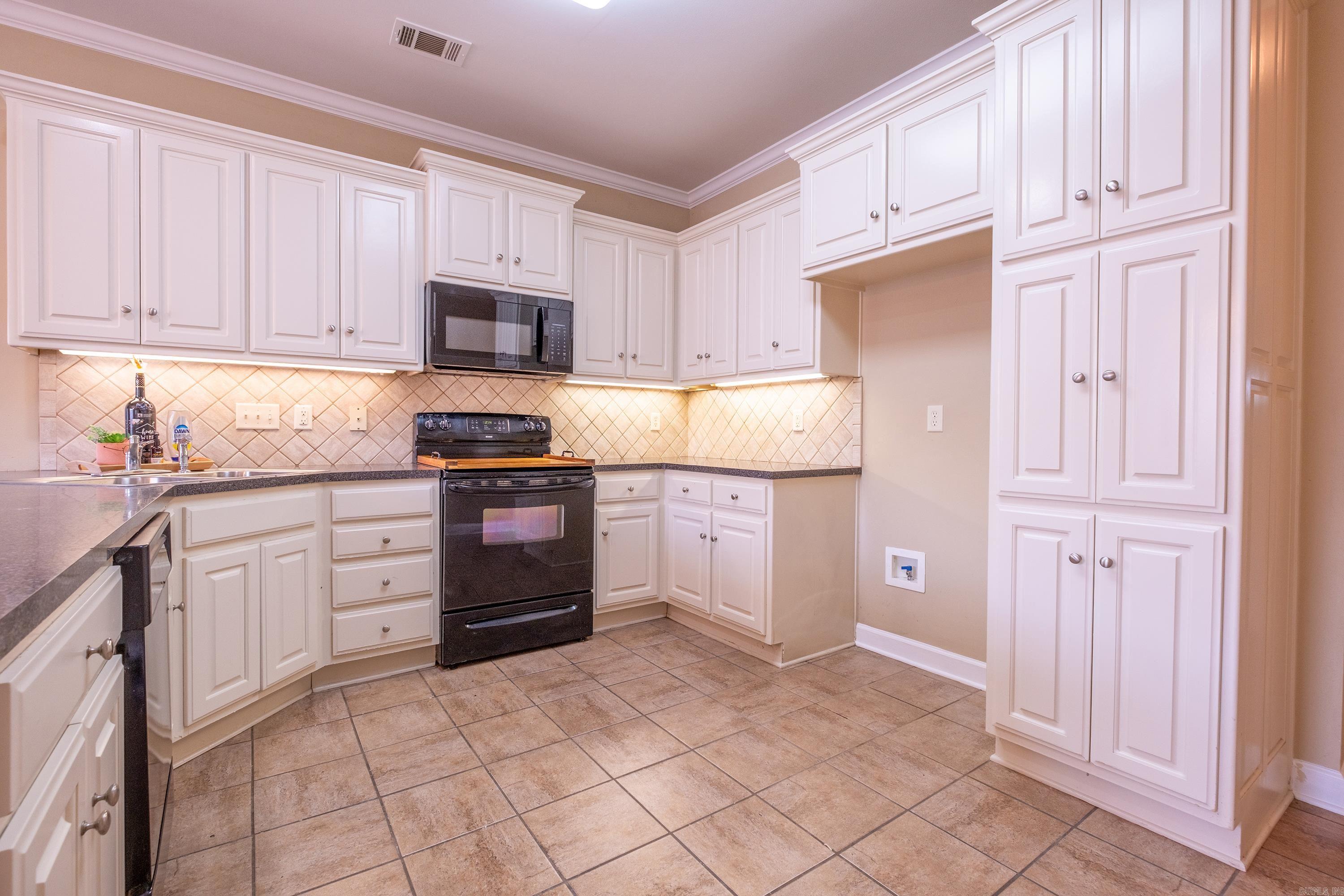 2824 amber  Sherwood, AR