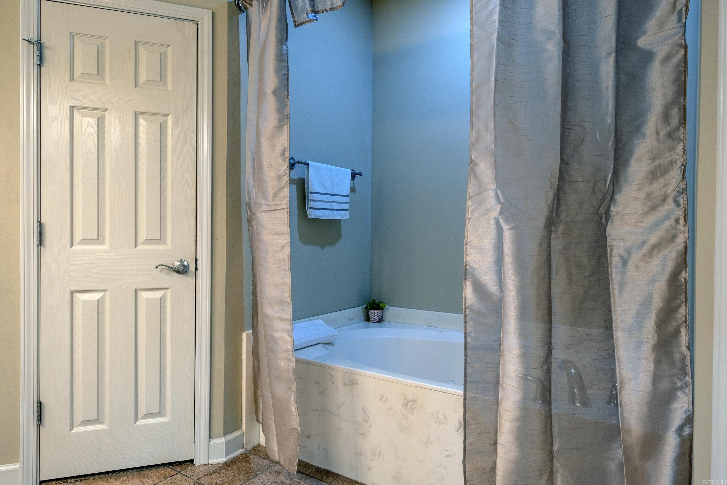 2824 amber  Sherwood, AR