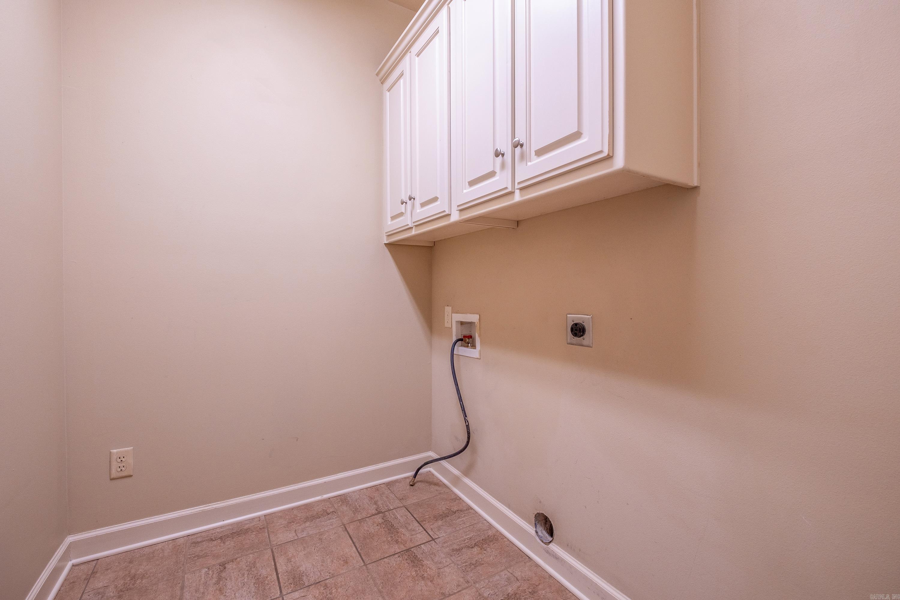 2824 amber  Sherwood, AR