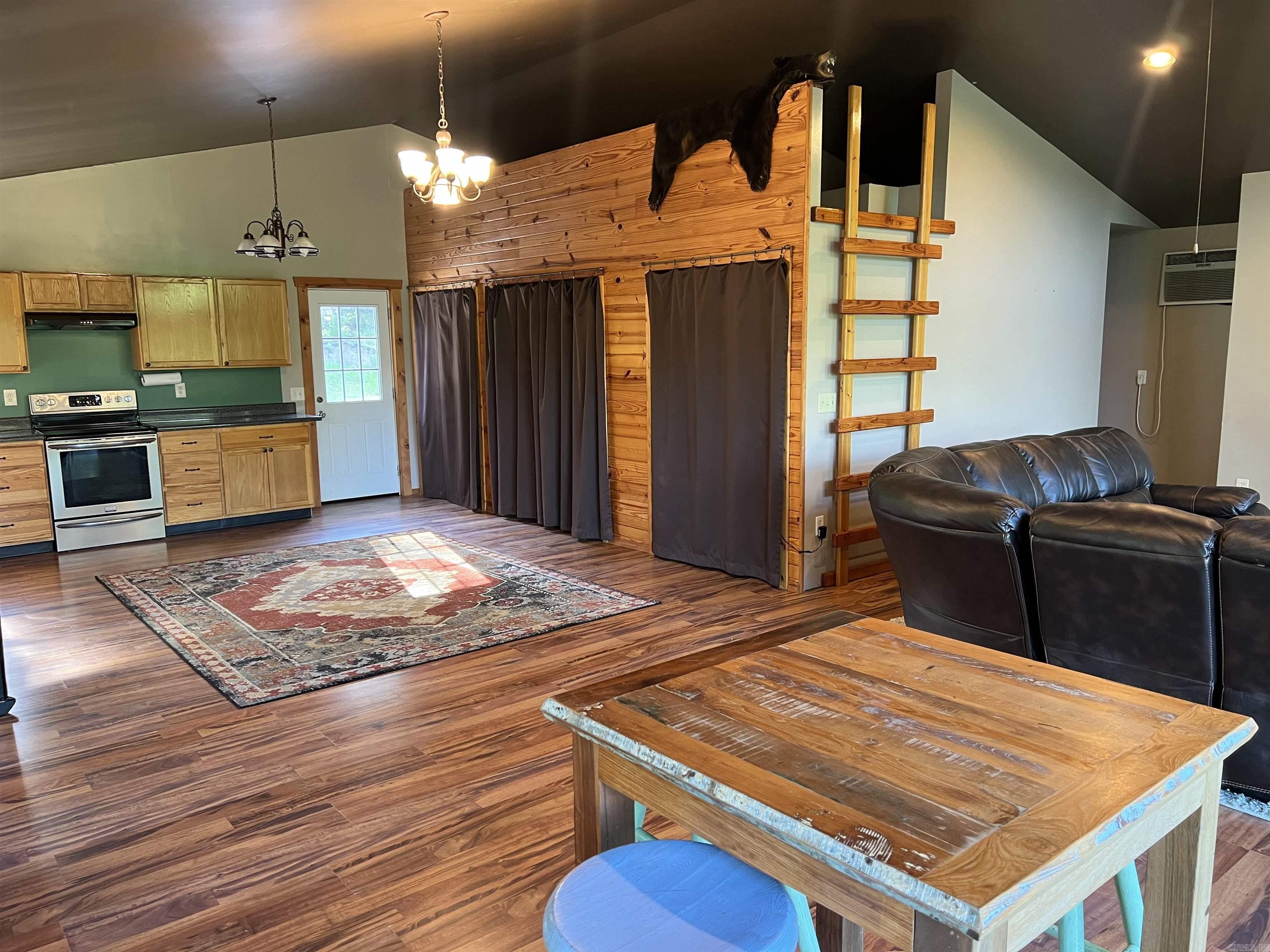 263 NC 3951  Marble Falls, AR