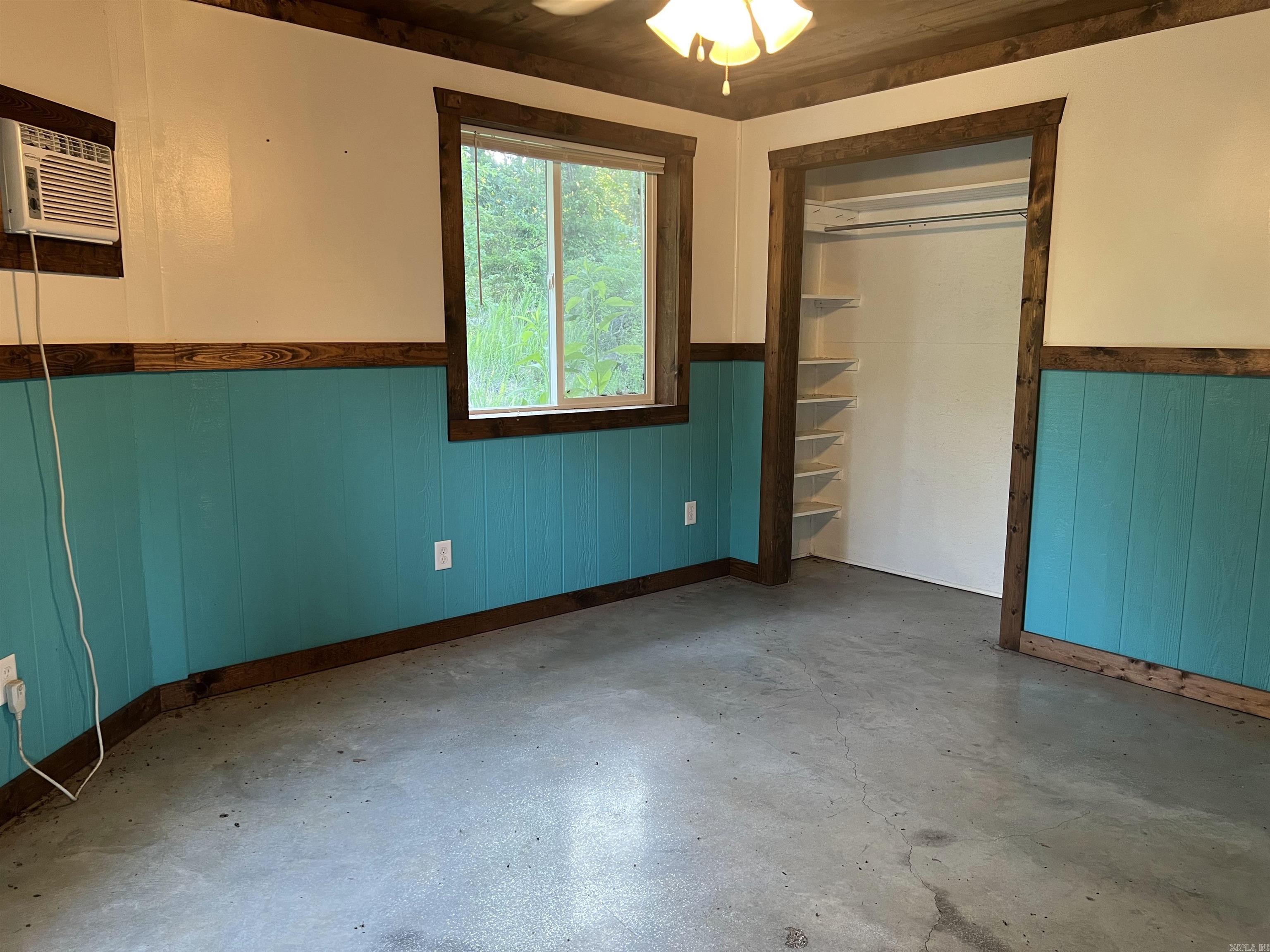 263 NC 3951  Marble Falls, AR