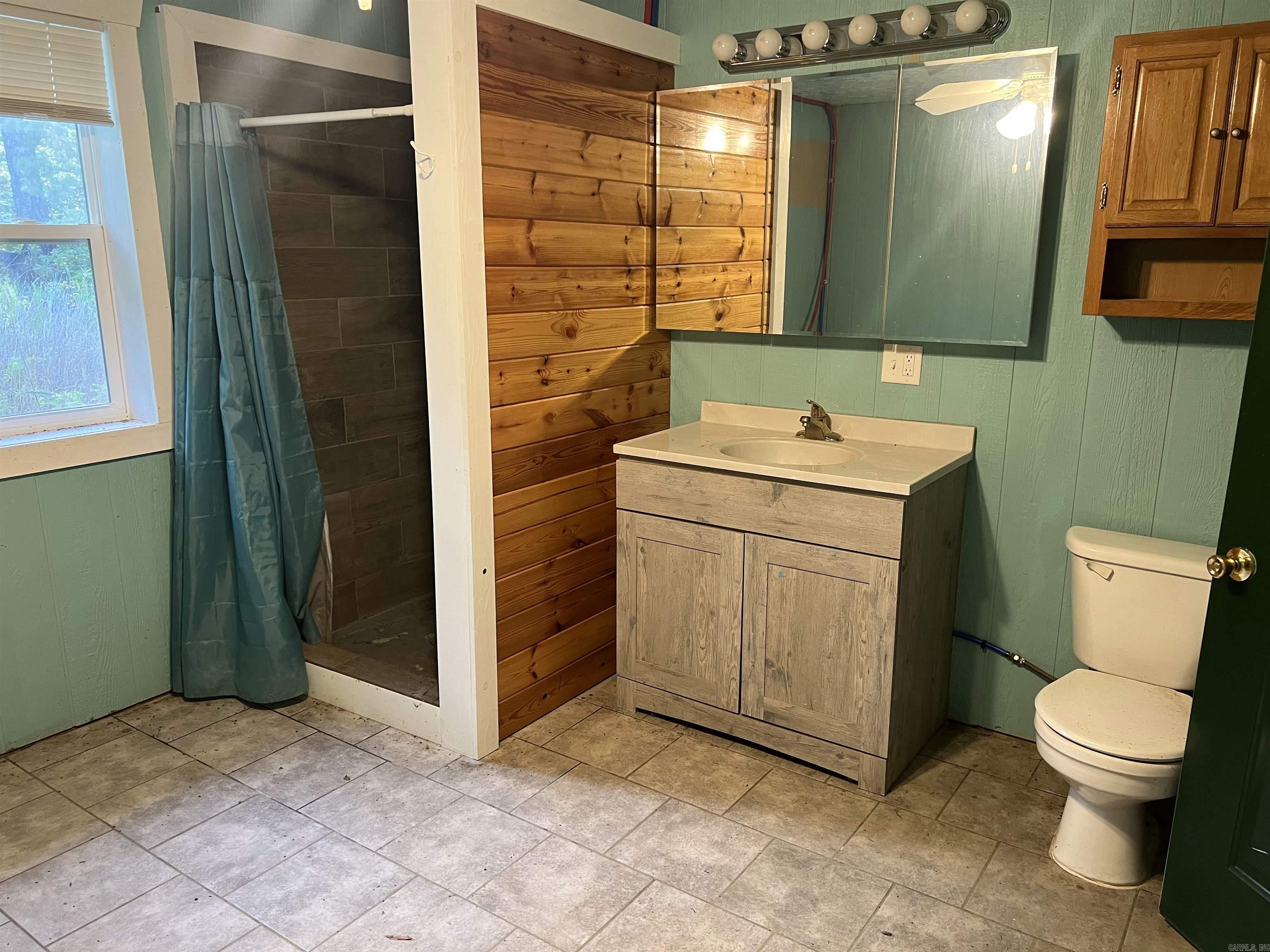 263 NC 3951  Marble Falls, AR