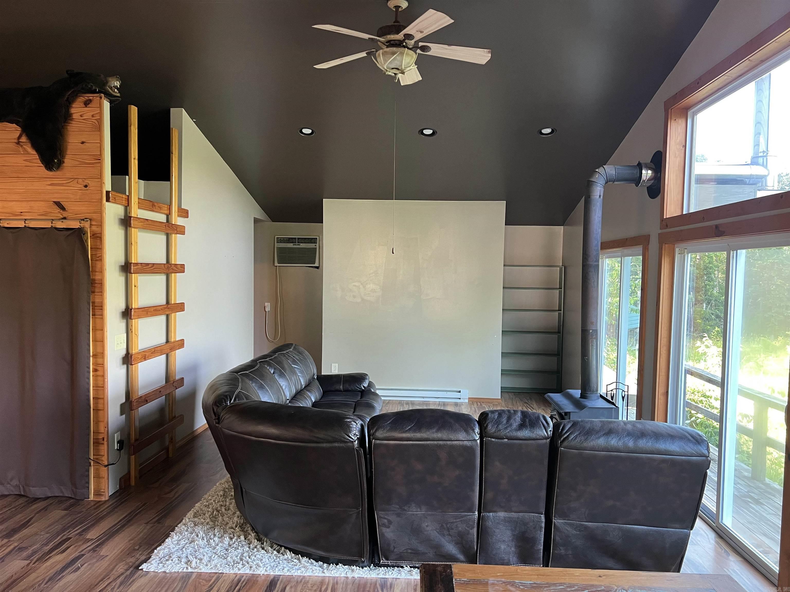 263 NC 3951  Marble Falls, AR