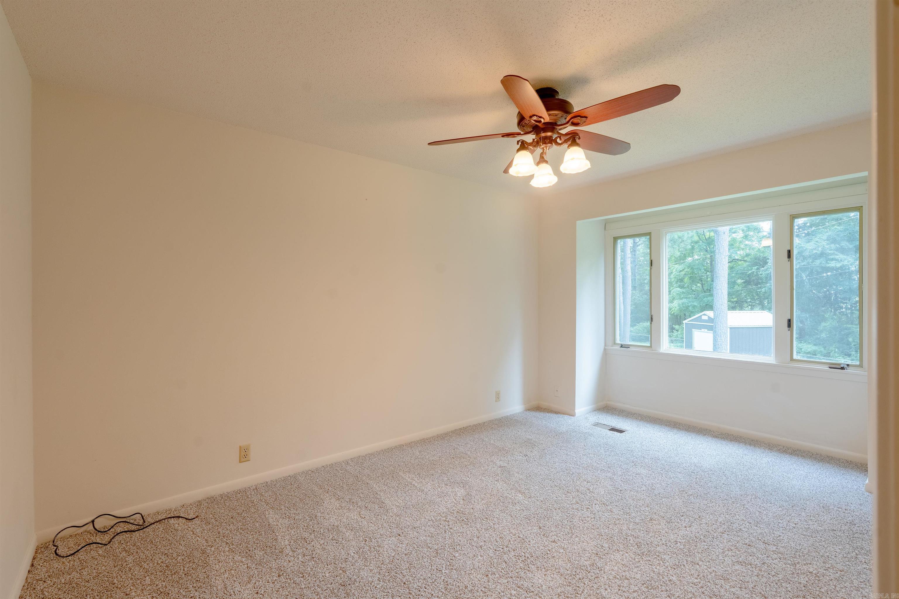 2128 Yamania  Heber Springs, AR