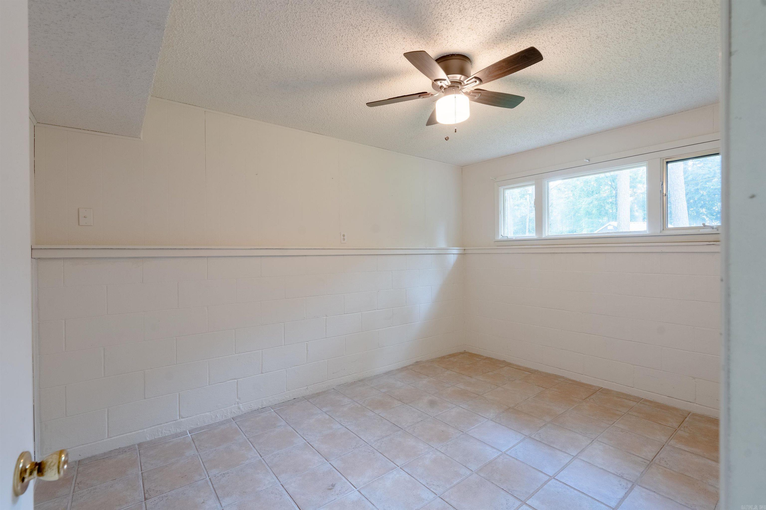 2128 Yamania  Heber Springs, AR