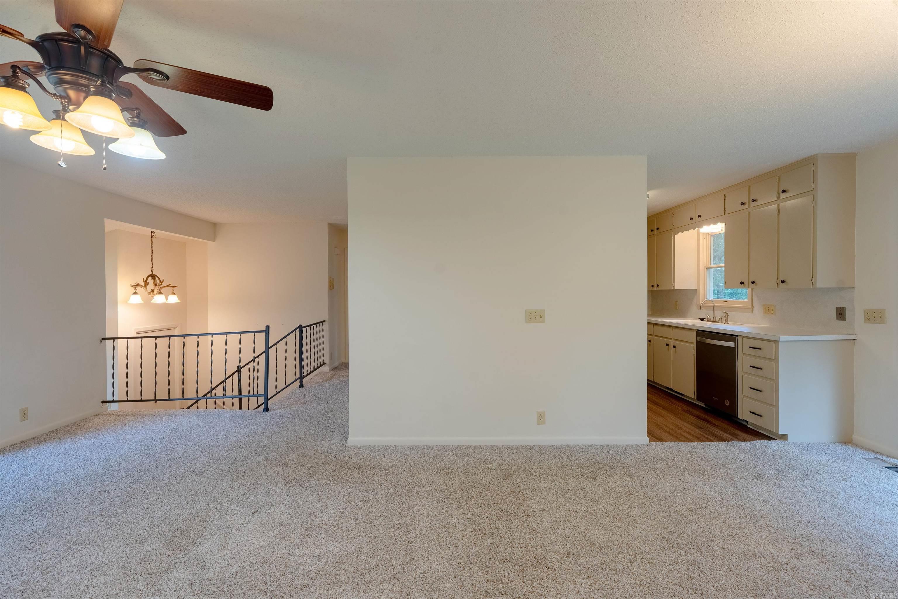 2128 Yamania  Heber Springs, AR
