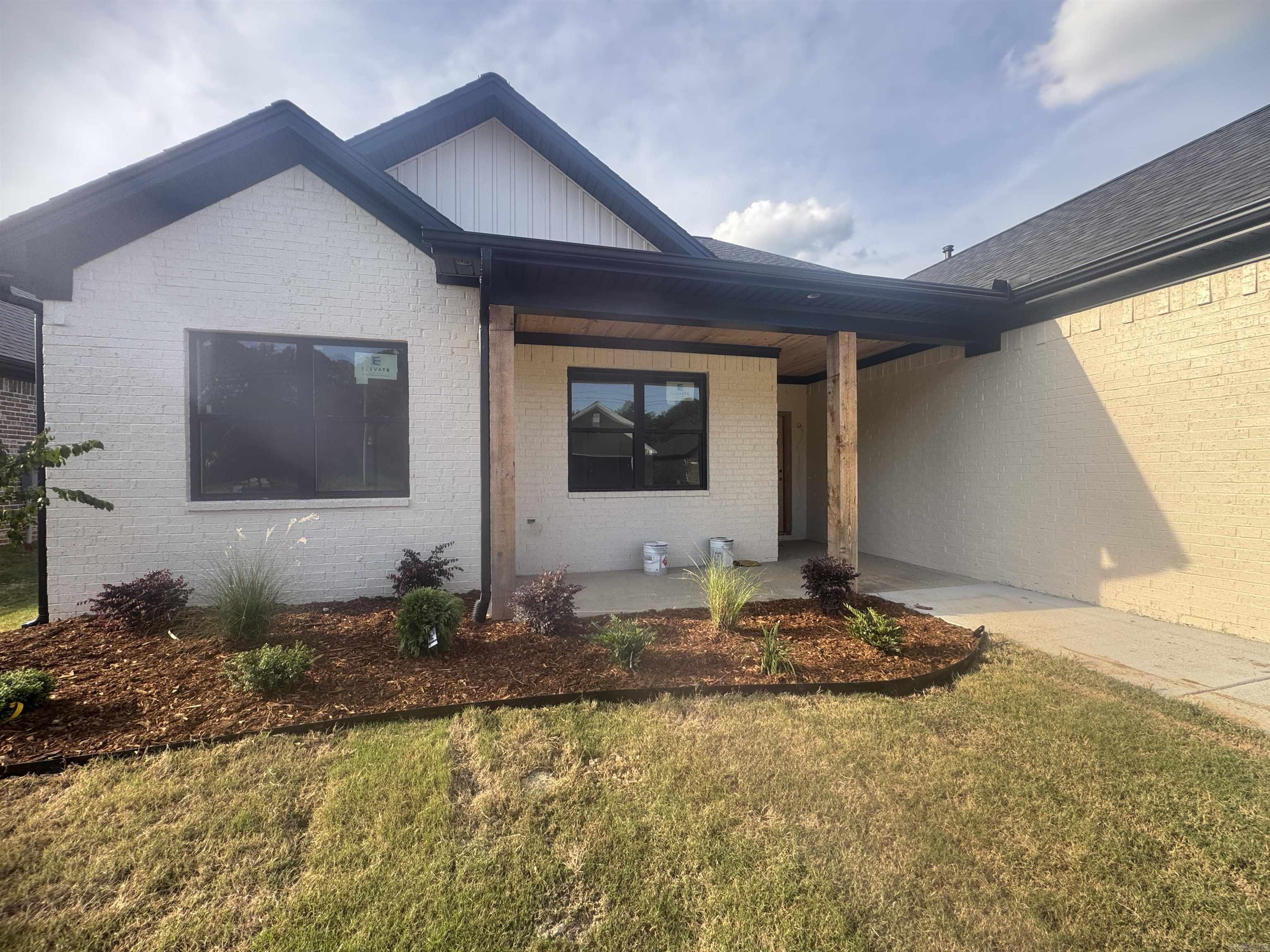 3892 SPENCER CROSSING  Benton, AR