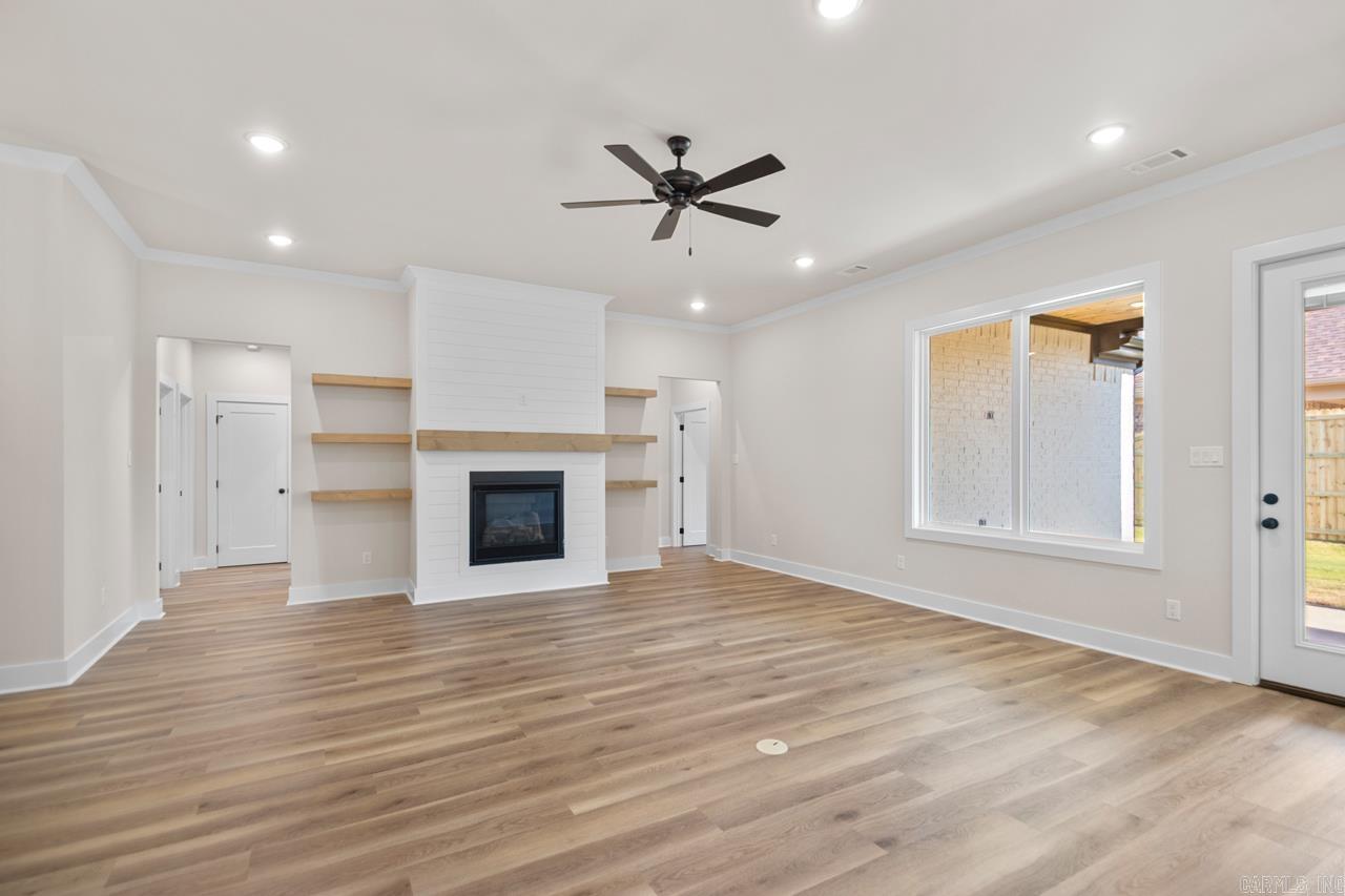 3892 SPENCER CROSSING Drive Benton, AR 72019