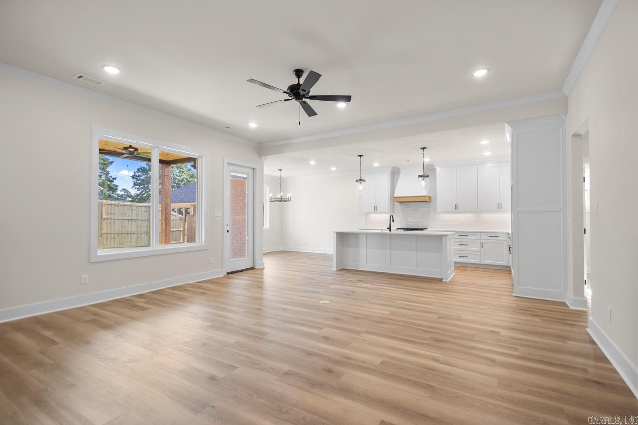 3892 SPENCER CROSSING Drive Benton, AR 72019
