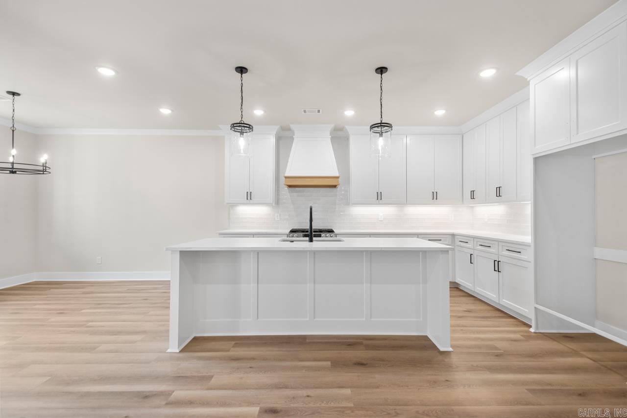 3892 SPENCER CROSSING Drive Benton, AR 72019
