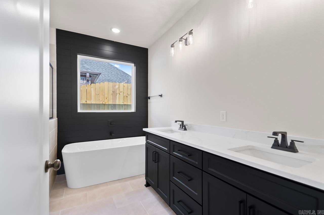 3892 SPENCER CROSSING Drive Benton, AR 72019
