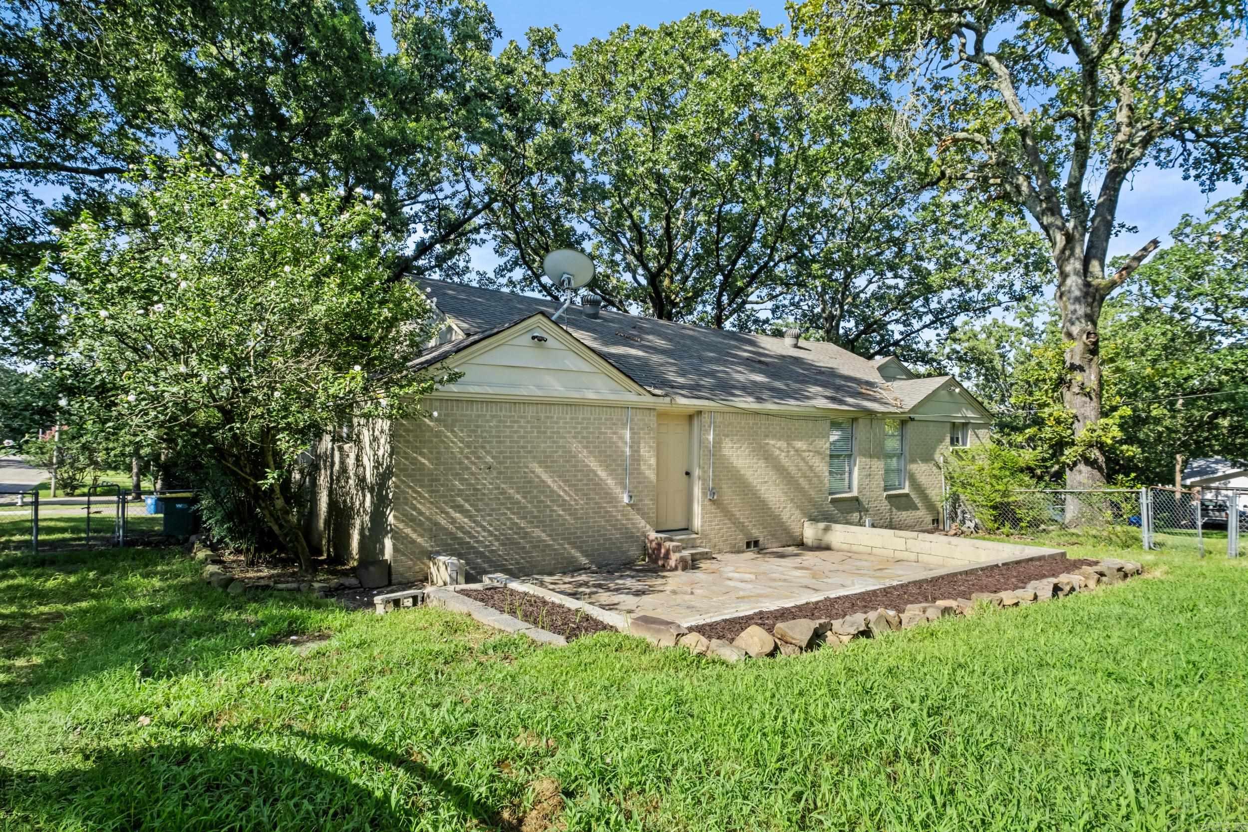 523 W K  North Little Rock, AR