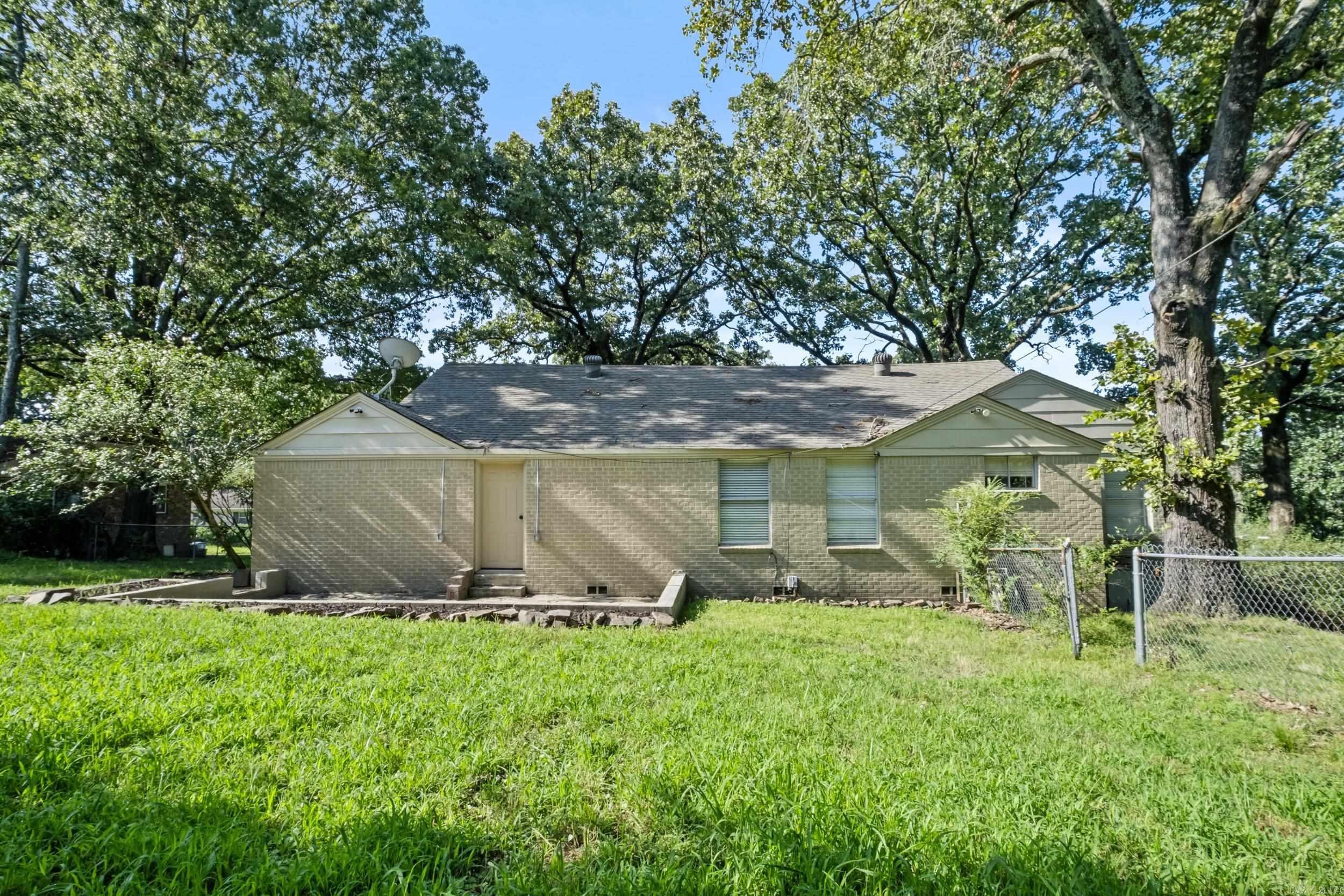 523 W K  North Little Rock, AR