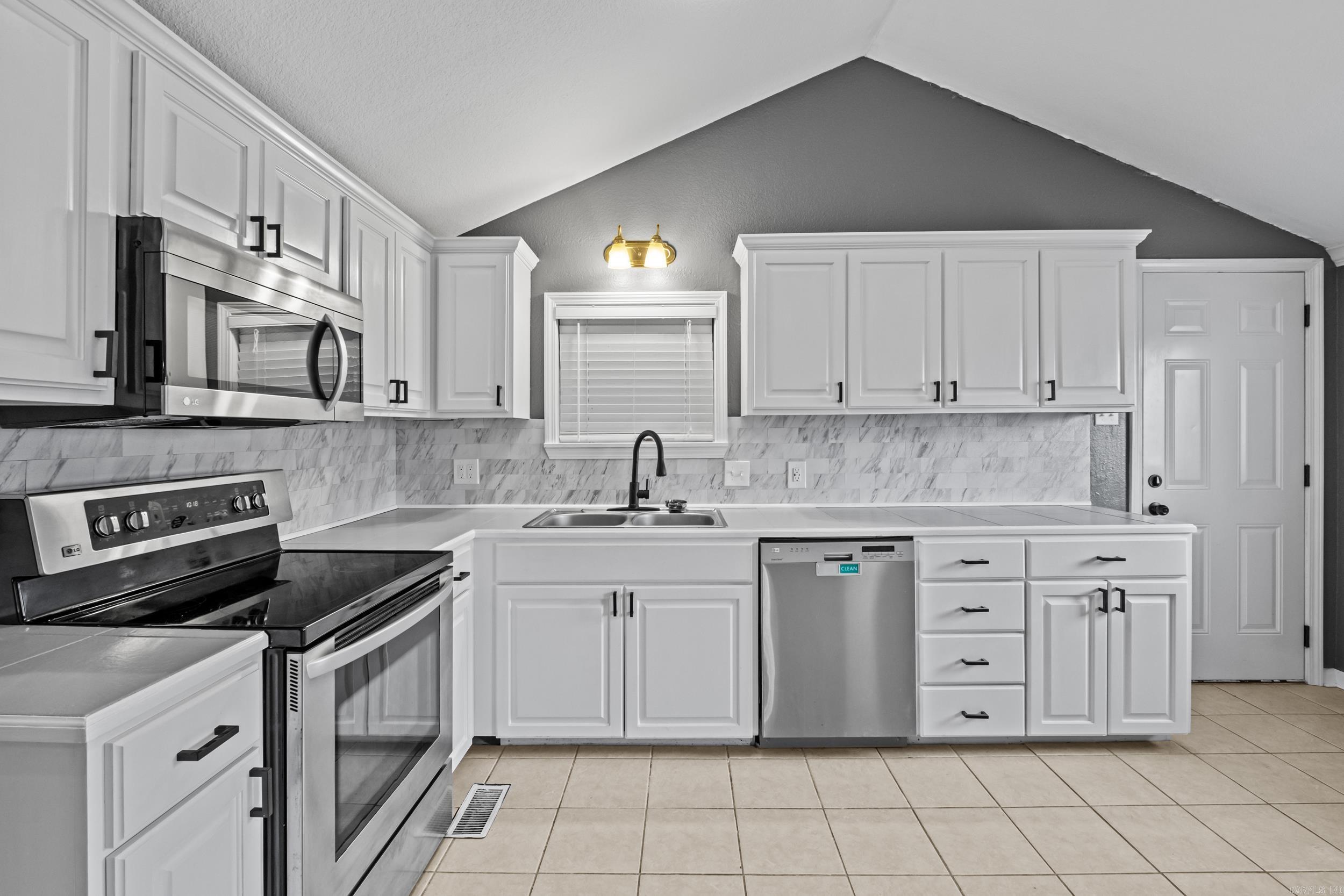 523 W K  North Little Rock, AR