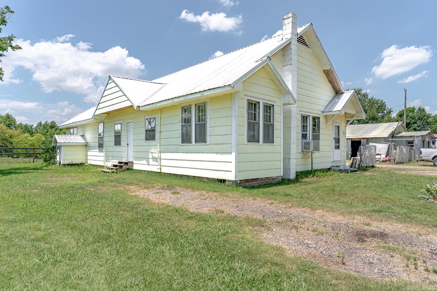 769 County Road 155  Corning, AR